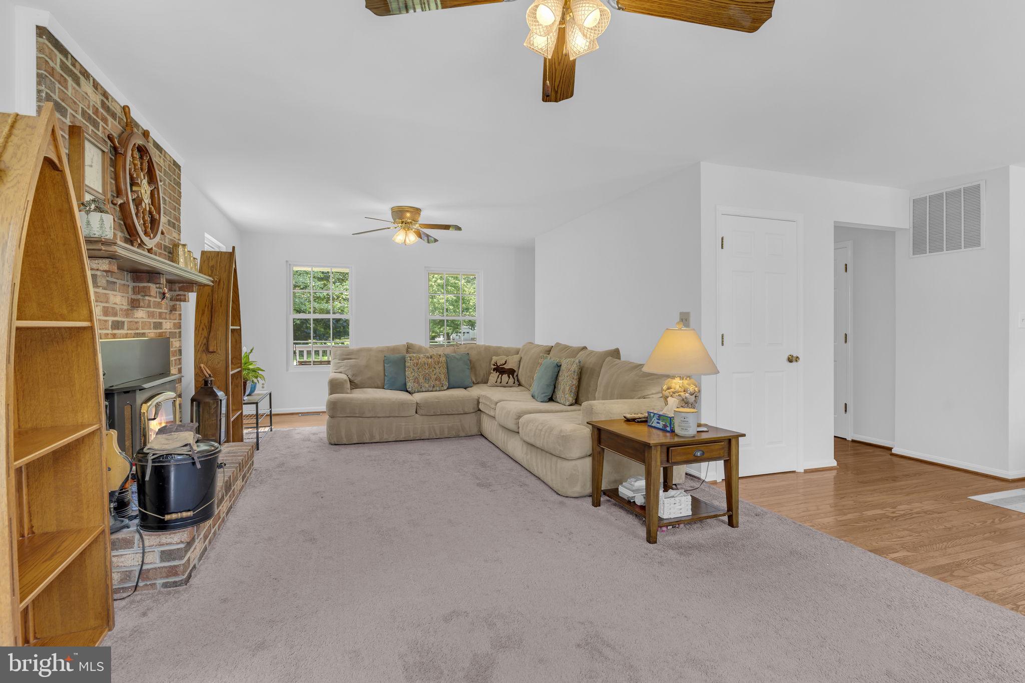 CEDAR BEACH - Residential