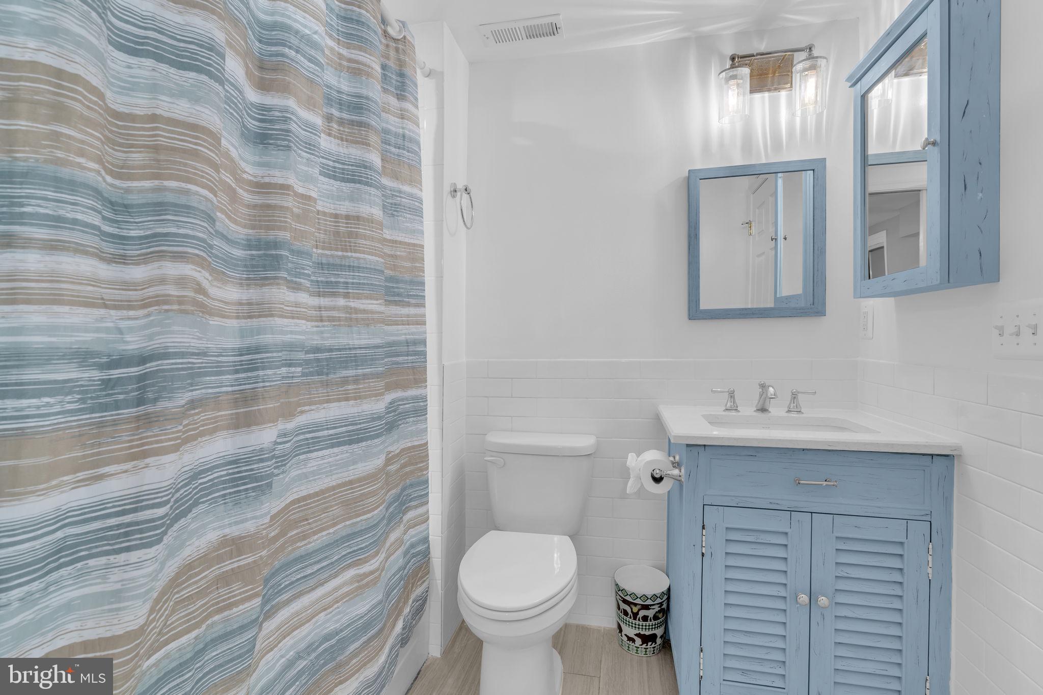 CEDAR BEACH - Residential