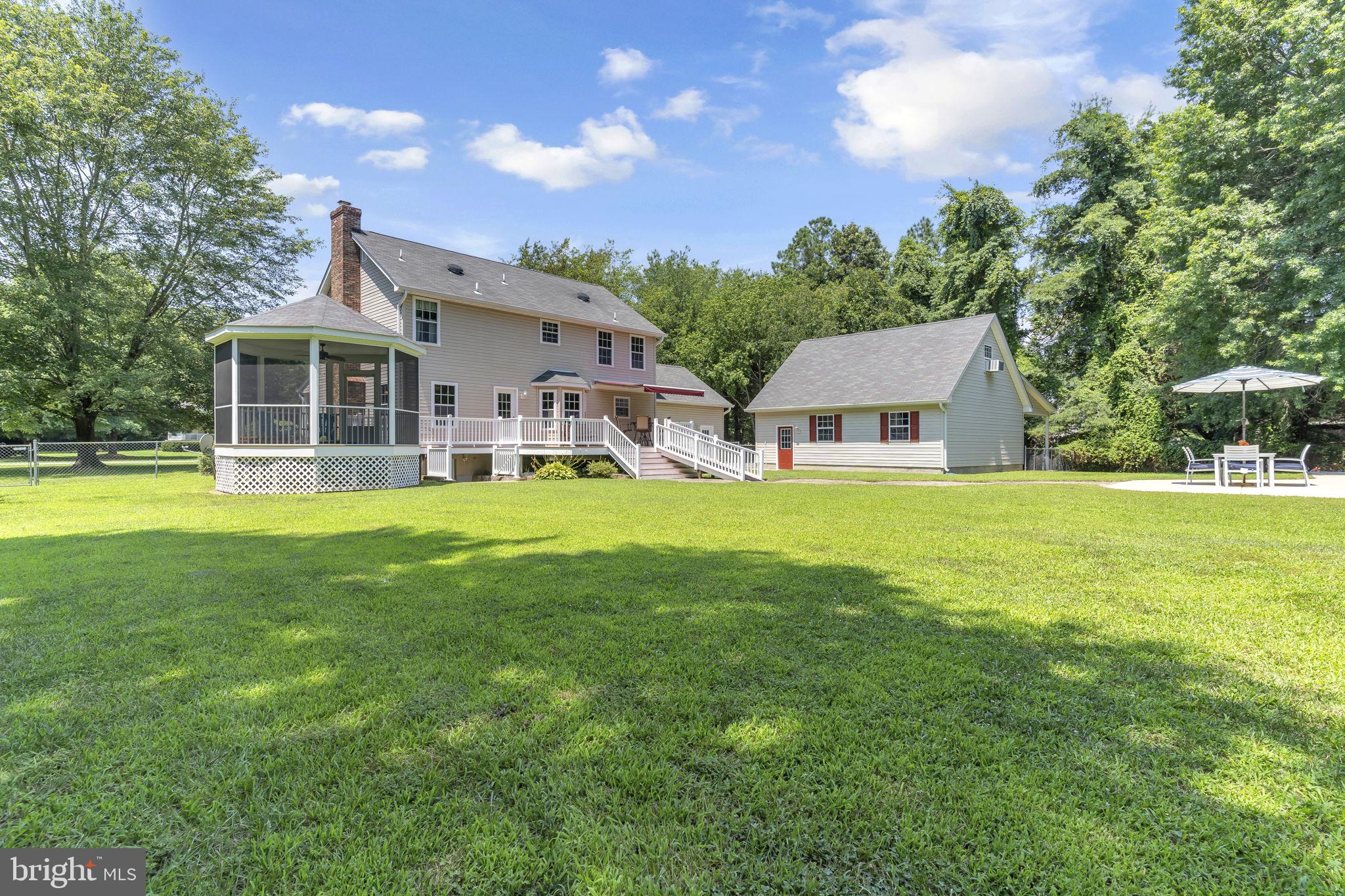 CEDAR BEACH - Residential