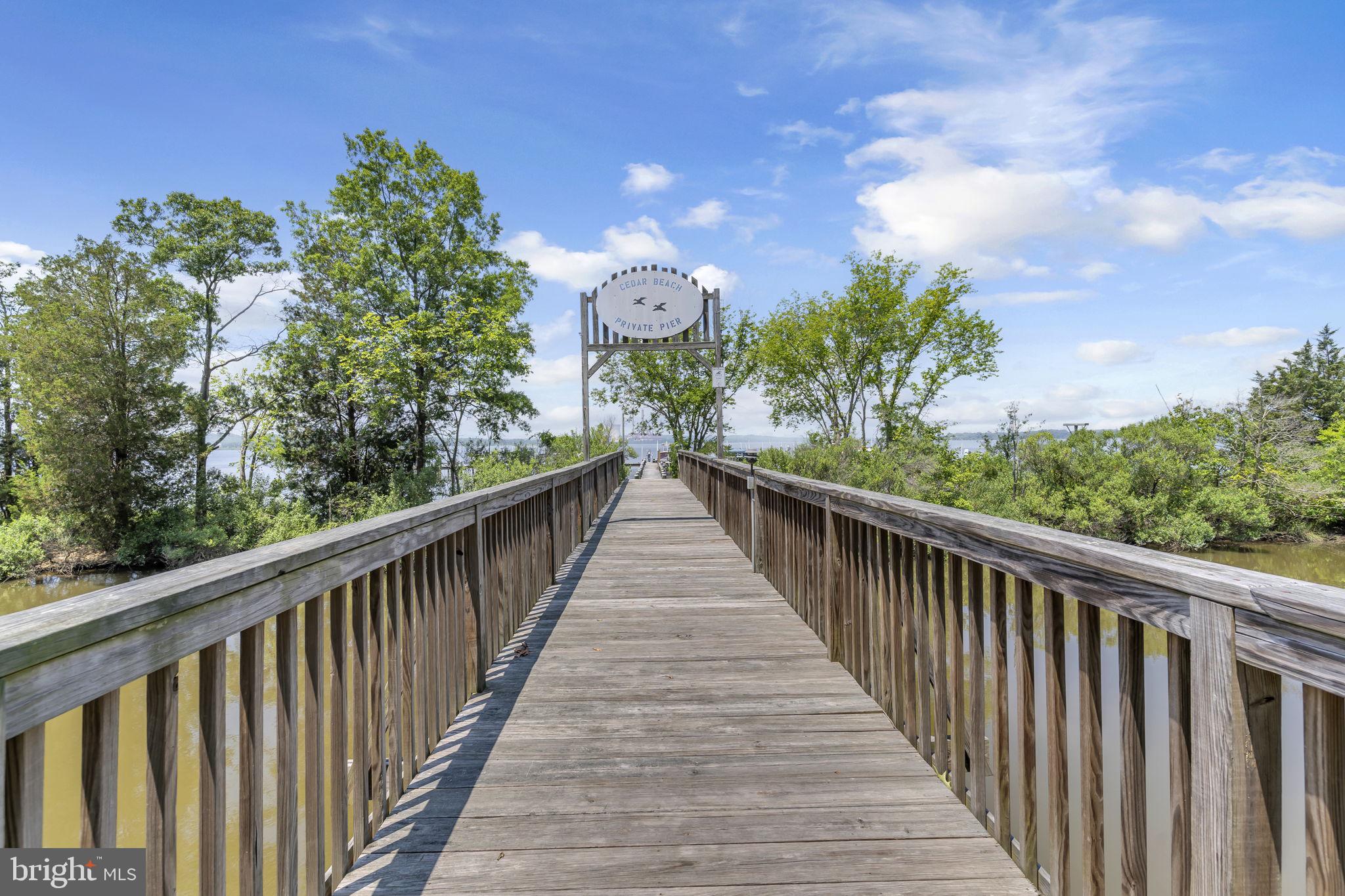 CEDAR BEACH - Residential