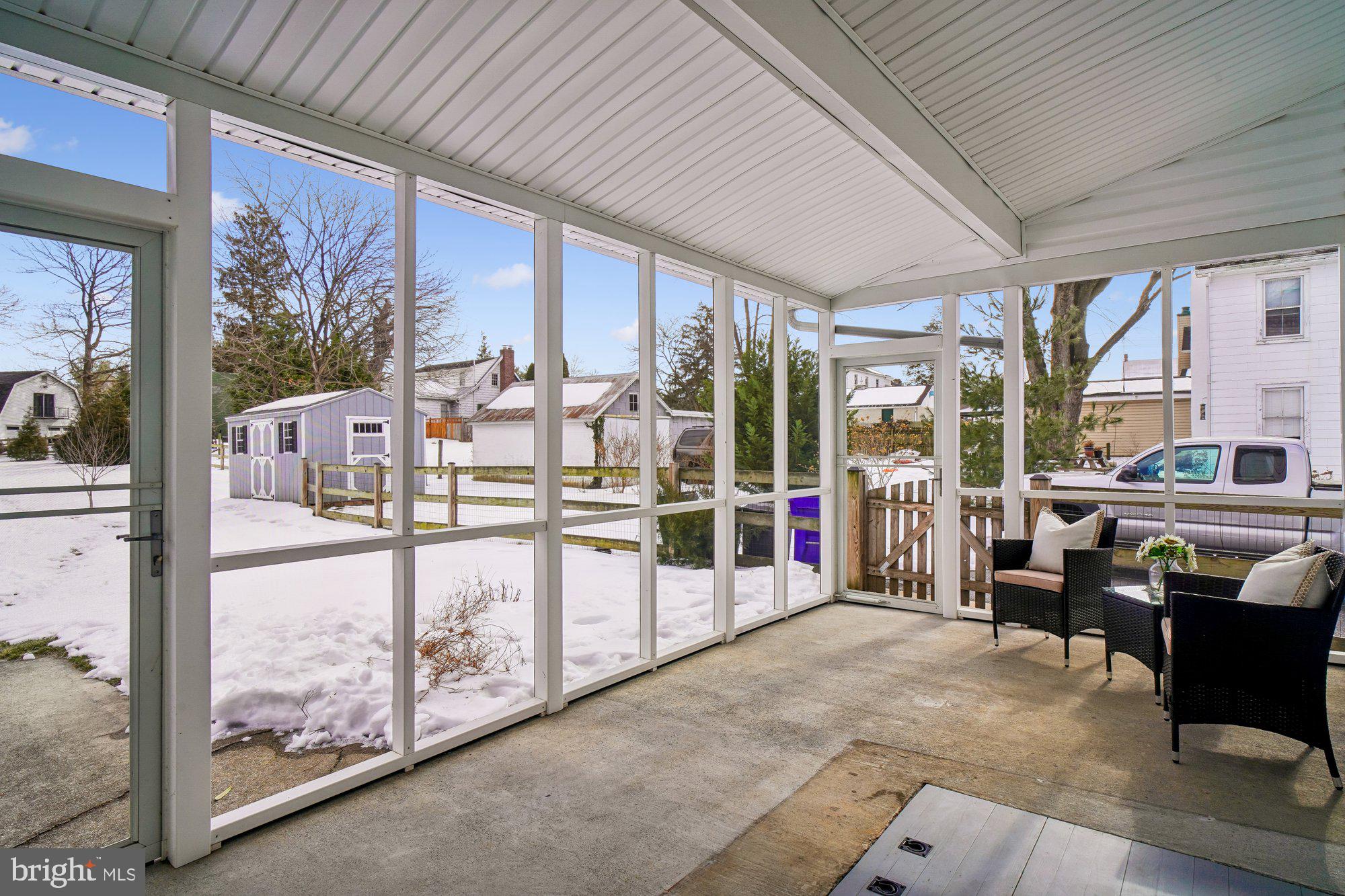 DOWNTOWN WALKERSVILLE - Residential