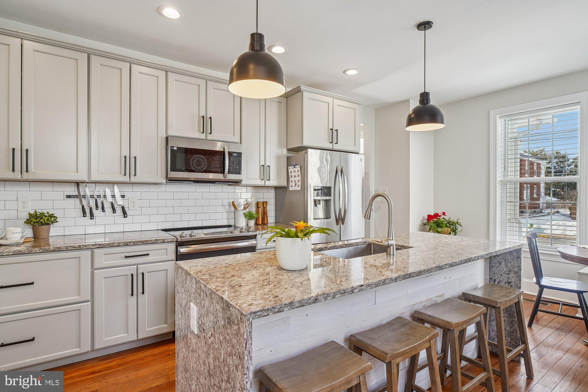 DOWNTOWN WALKERSVILLE - Residential