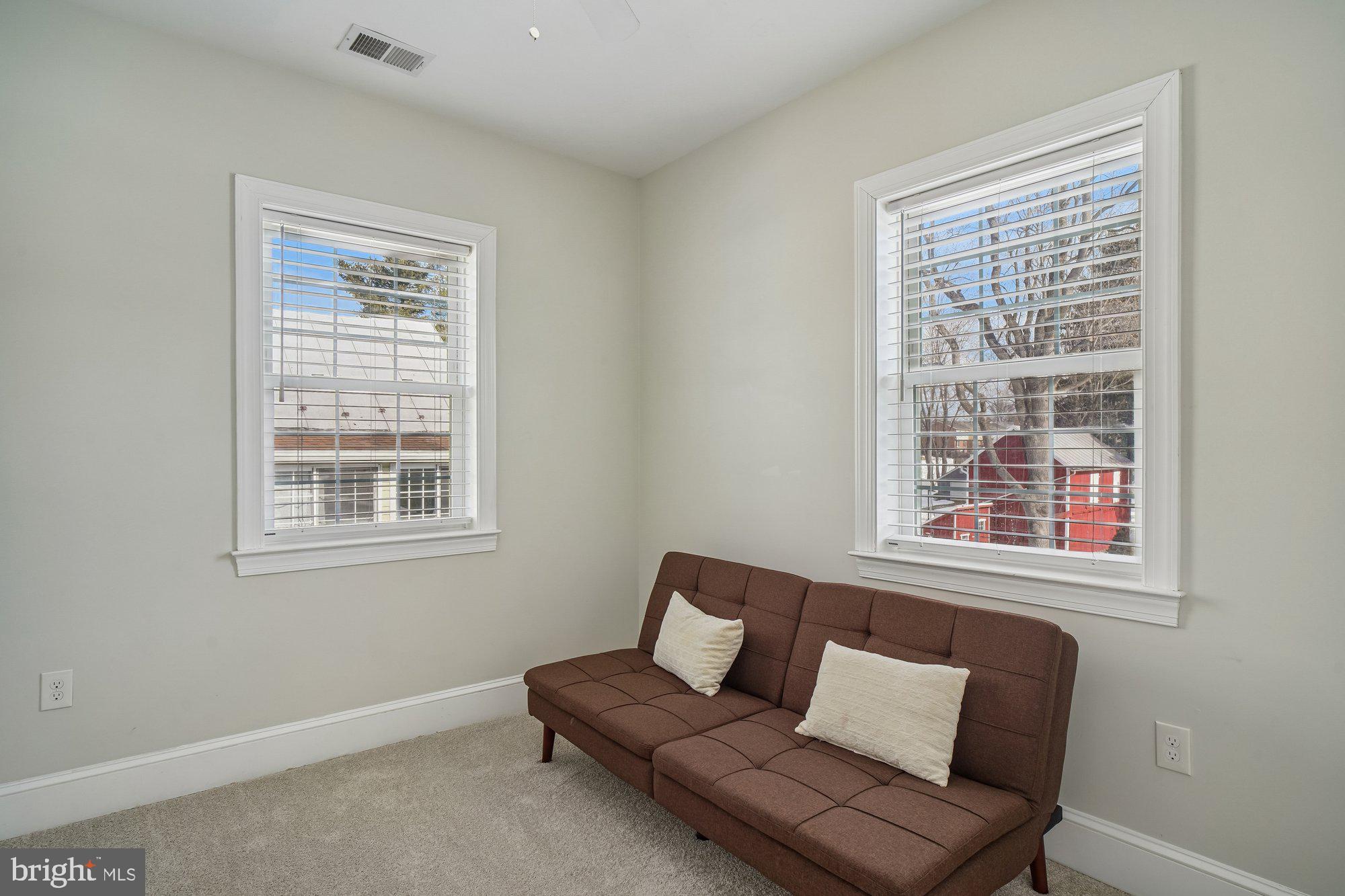 DOWNTOWN WALKERSVILLE - Residential