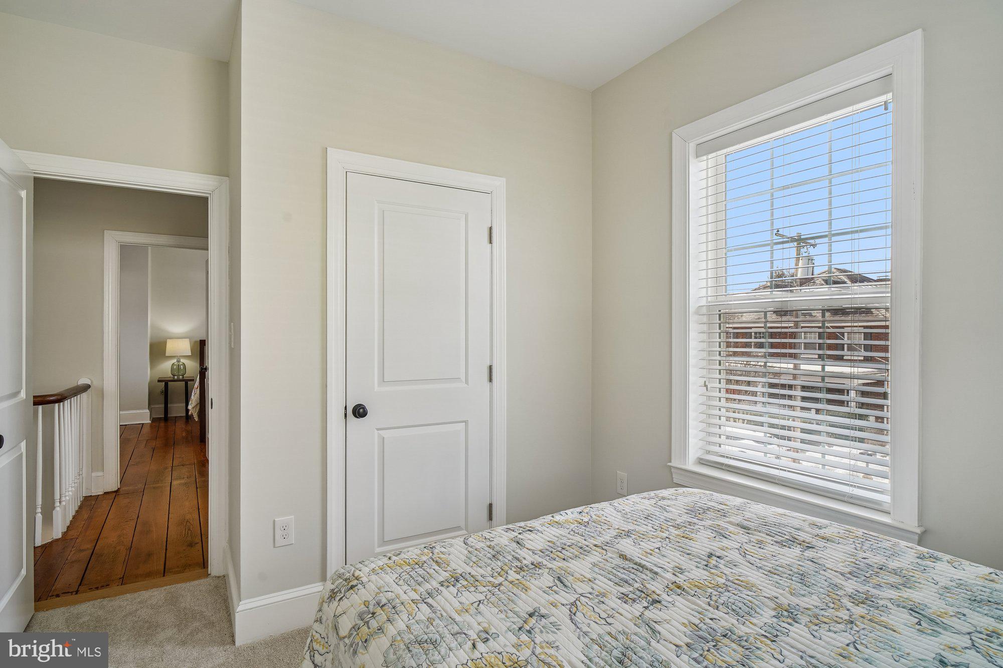 DOWNTOWN WALKERSVILLE - Residential