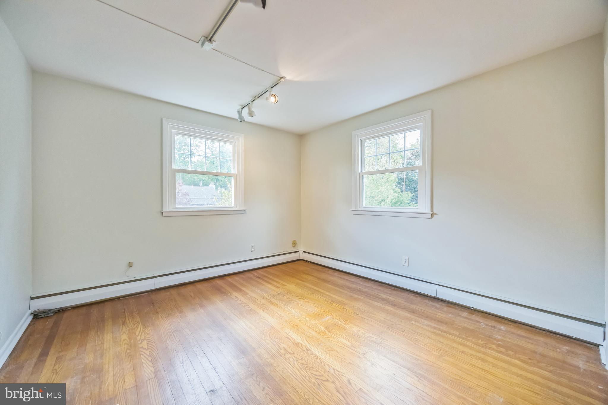 SWARTHMORE - Residential