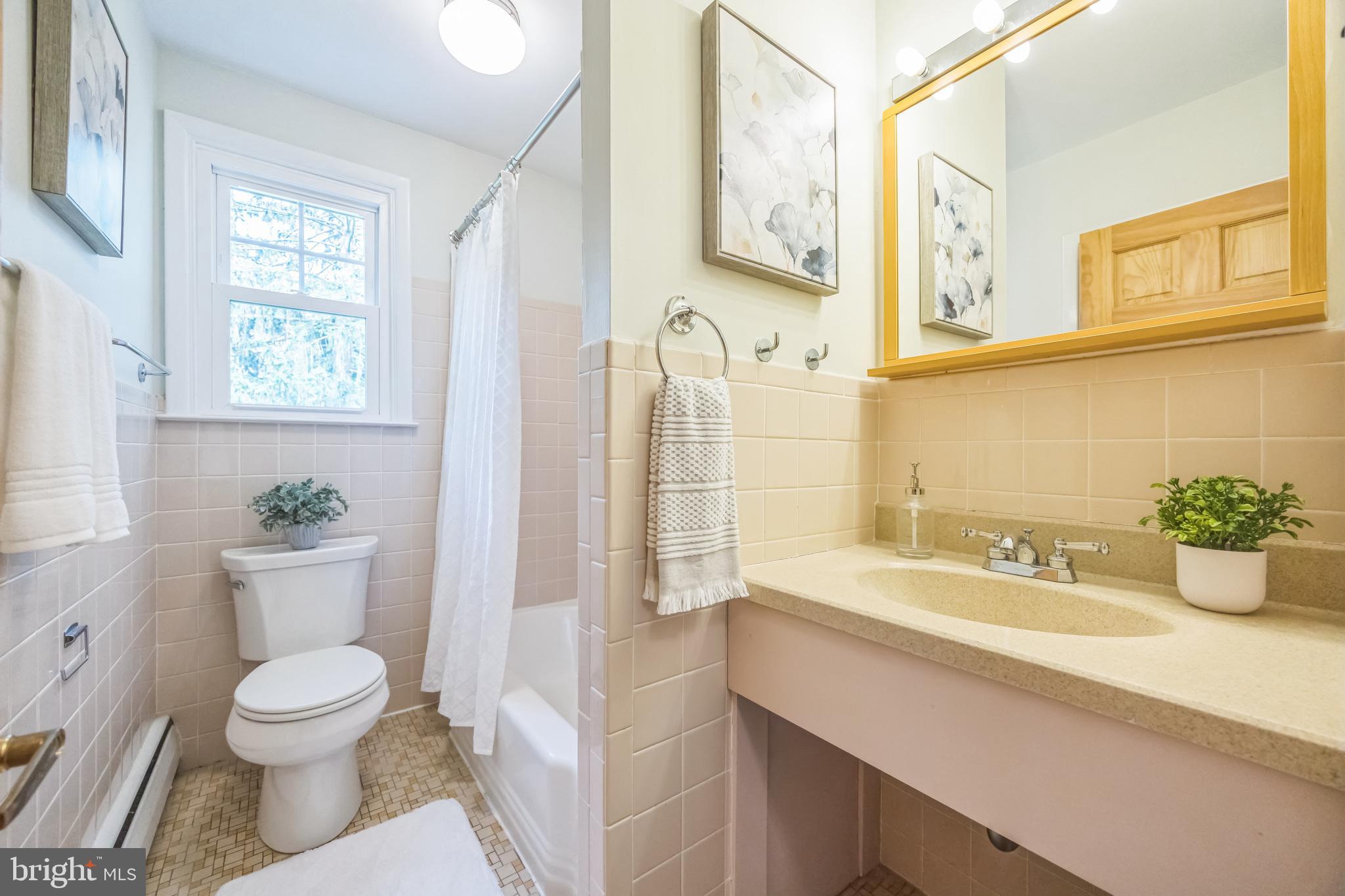 SWARTHMORE - Residential