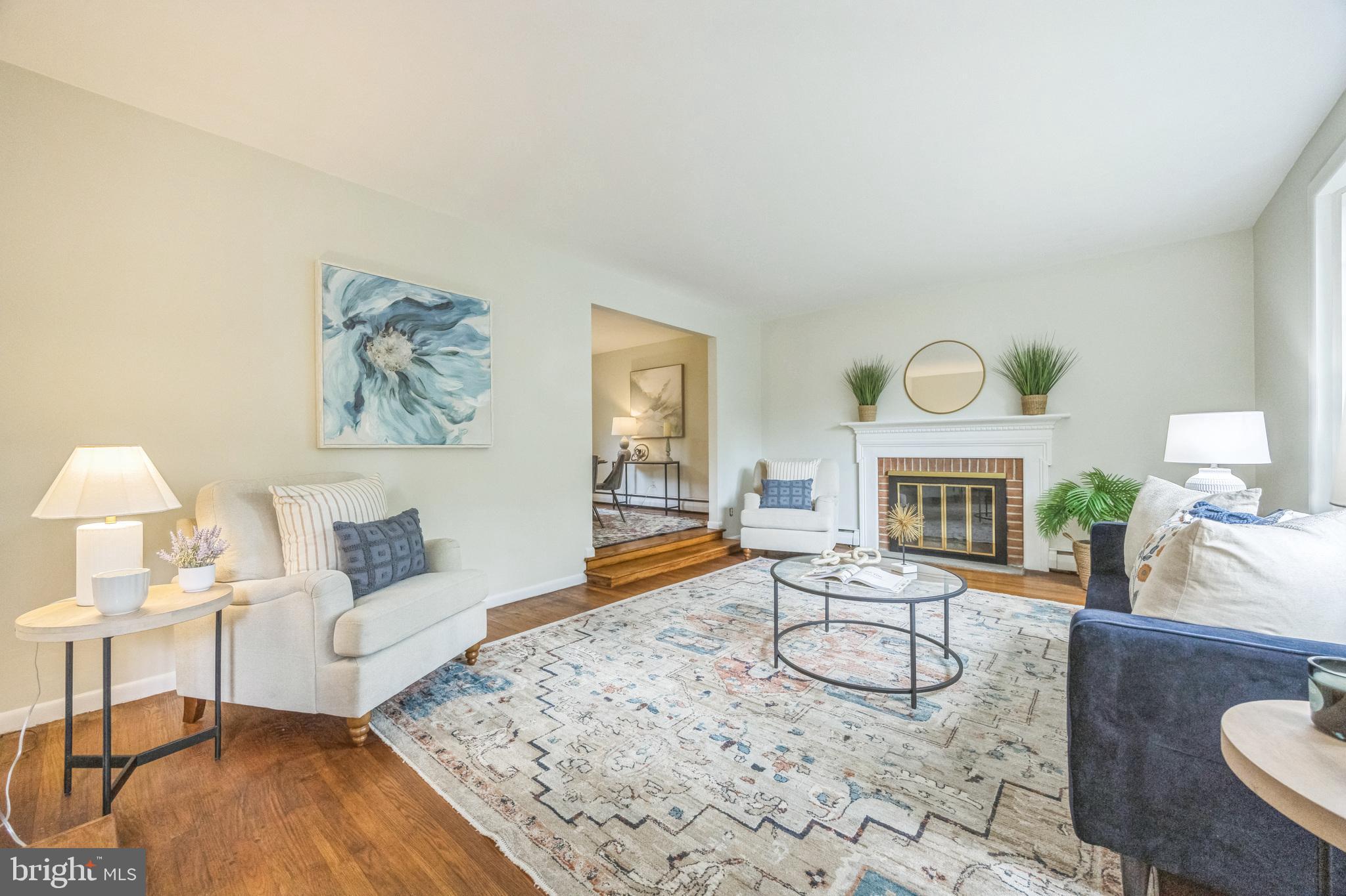 423 DREXEL PLACE