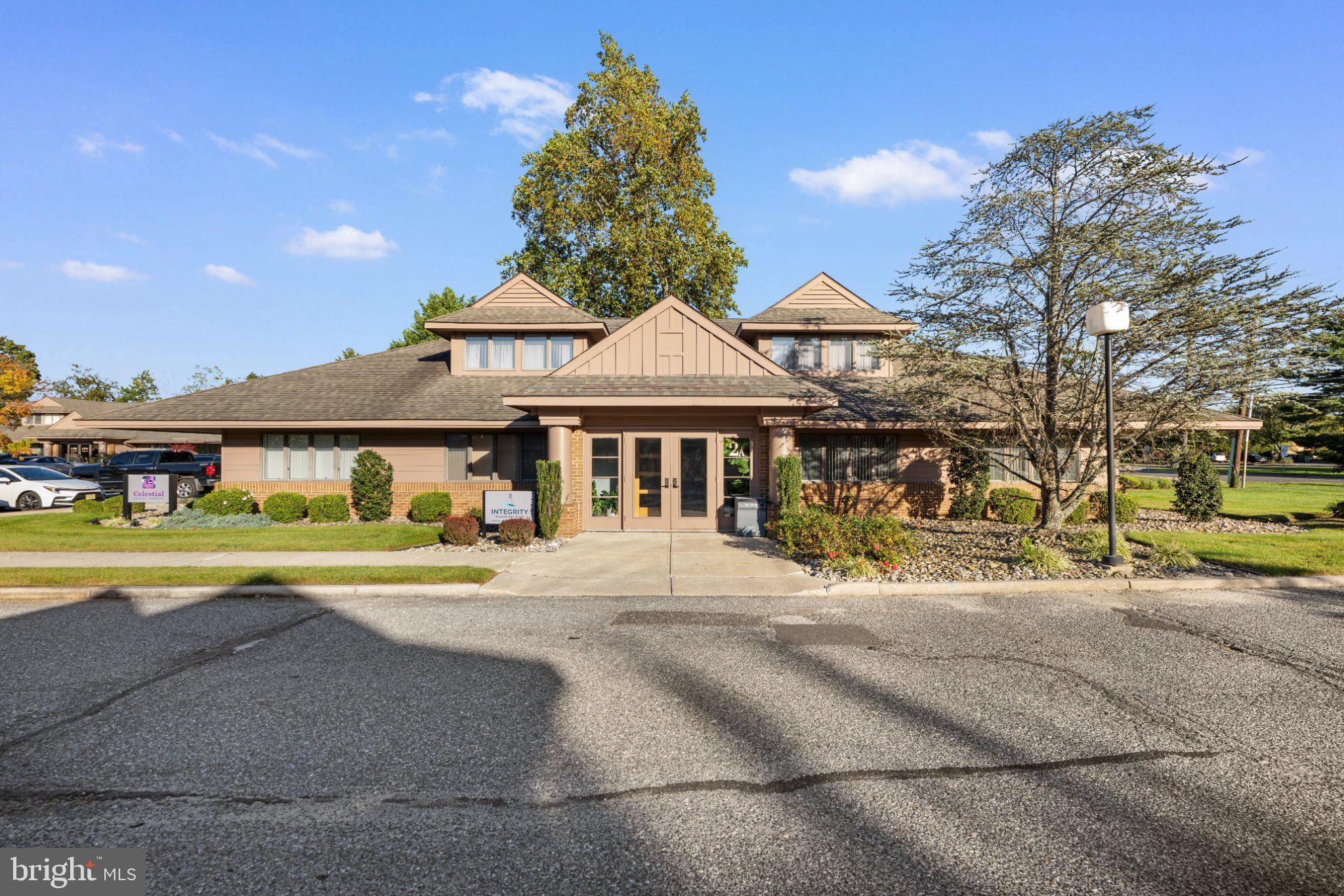 1138 E CHESTNUT AVENUE 2A & 2B