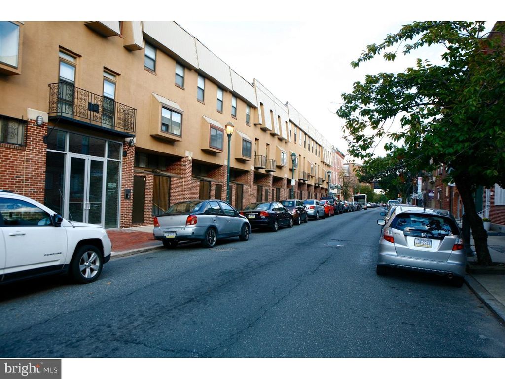 Photo of 2031 South Street #233, PHILADELPHIA, PA 19146 (MLS # PAPH2552448)