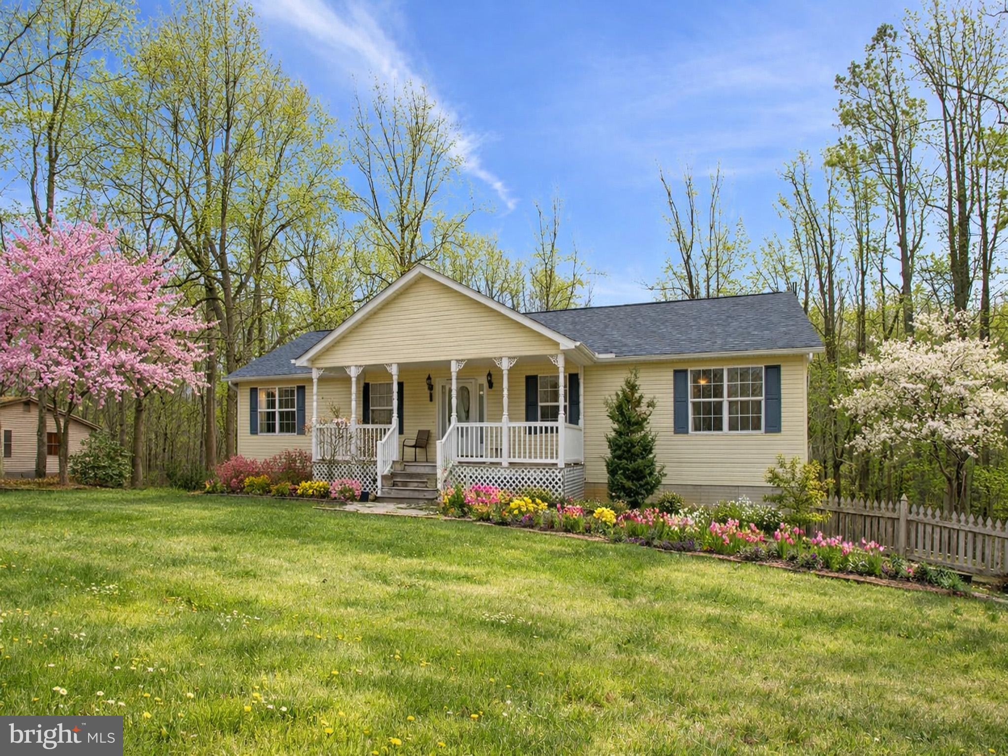 MUTUAL ESTATES - Residential