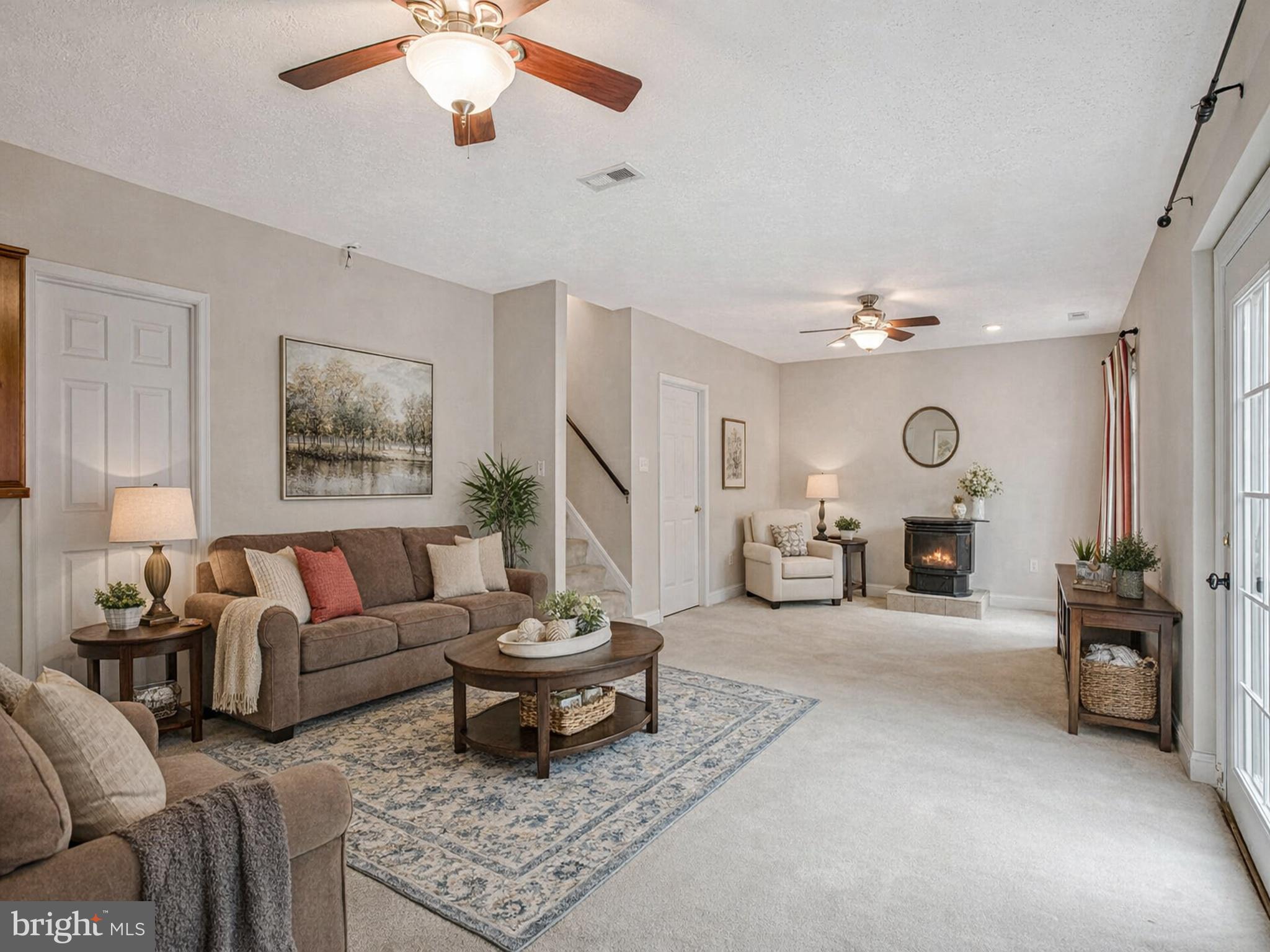 MUTUAL ESTATES - Residential