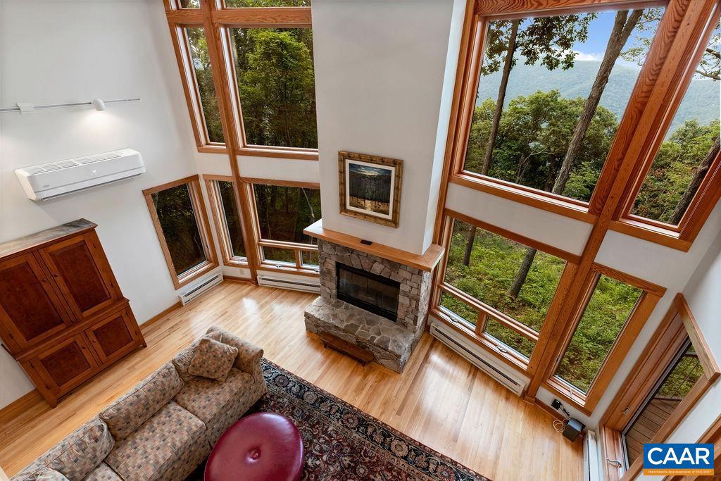 WINTERGREEN RESORT - Residential