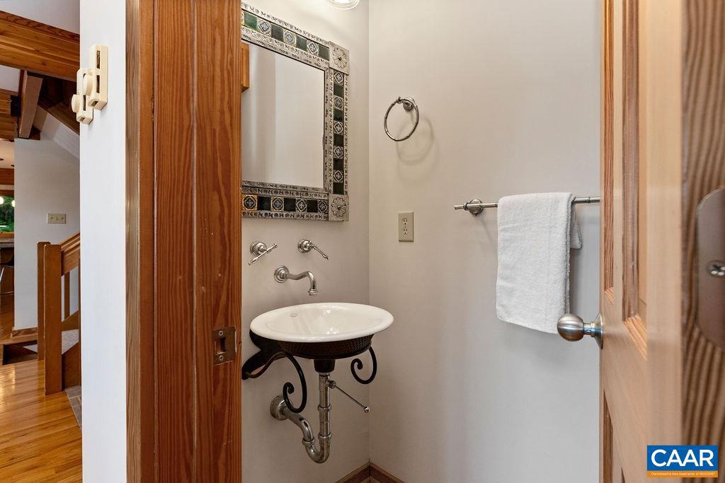 WINTERGREEN RESORT - Residential