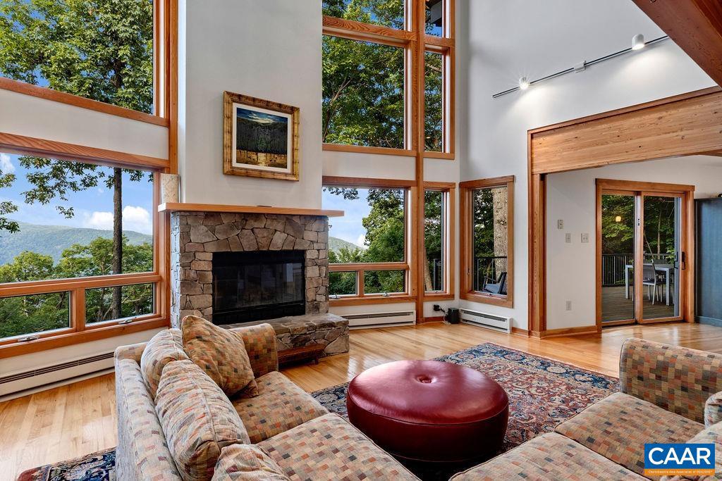 WINTERGREEN RESORT - Residential