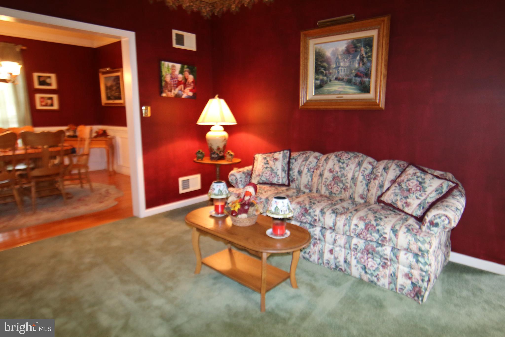 SOUTH LONDONDERRY - Residential