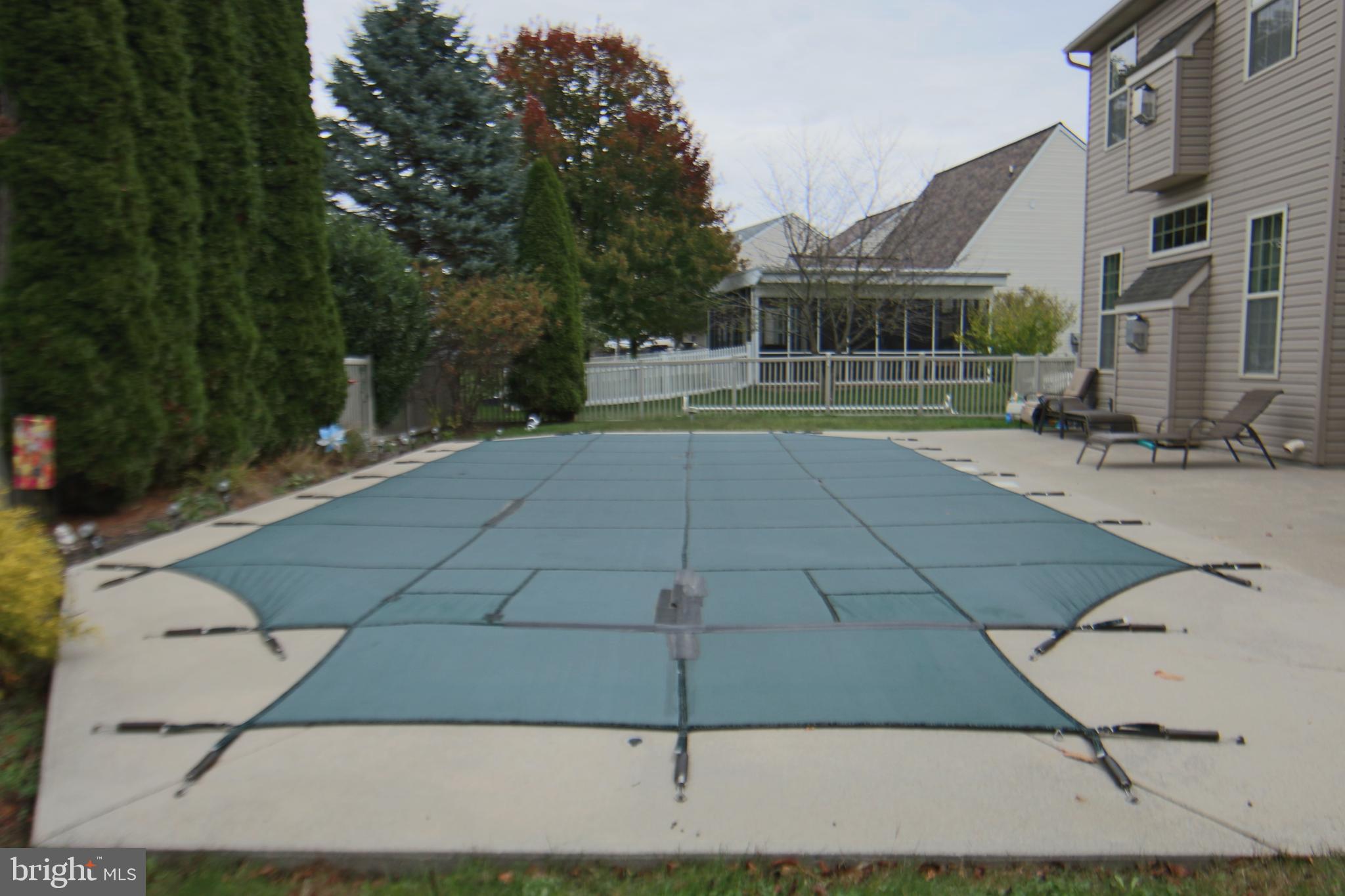 SOUTH LONDONDERRY - Residential