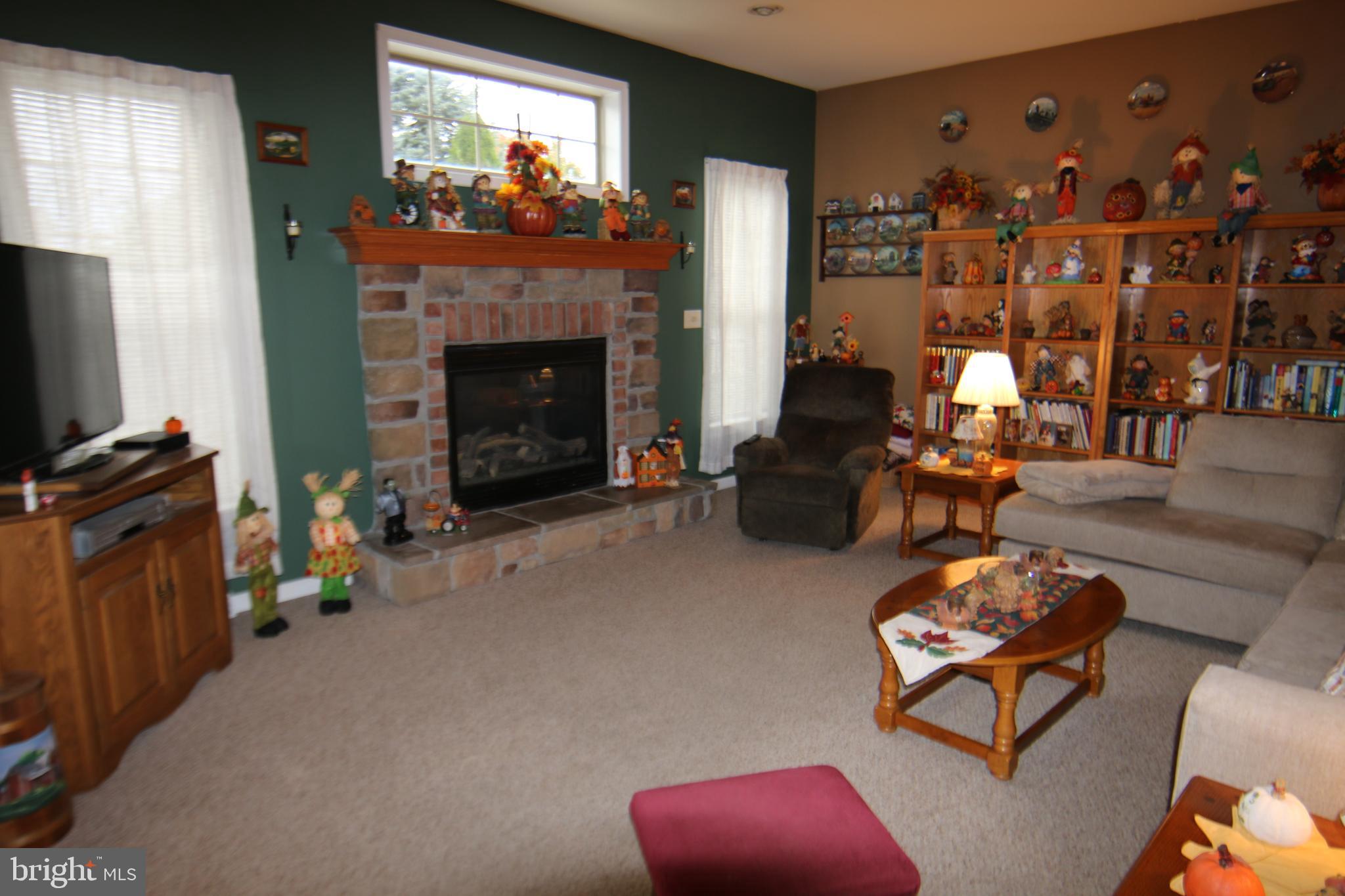 SOUTH LONDONDERRY - Residential