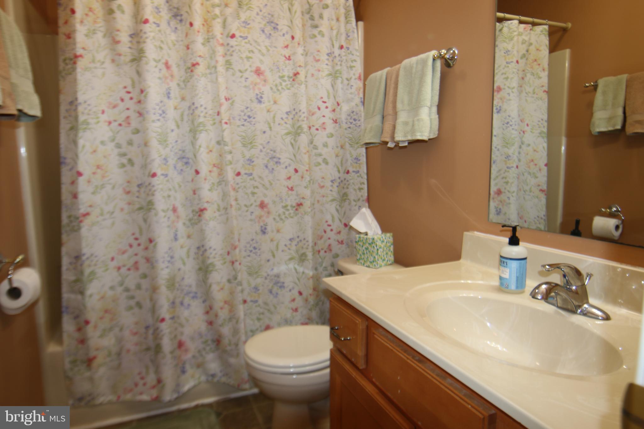 SOUTH LONDONDERRY - Residential