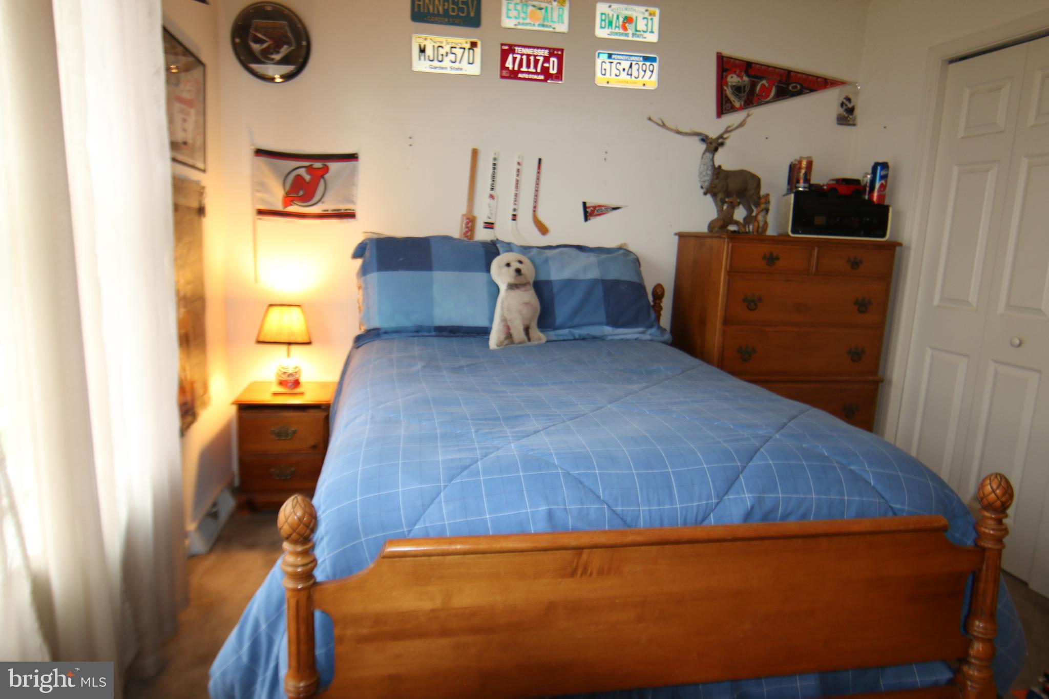 SOUTH LONDONDERRY - Residential