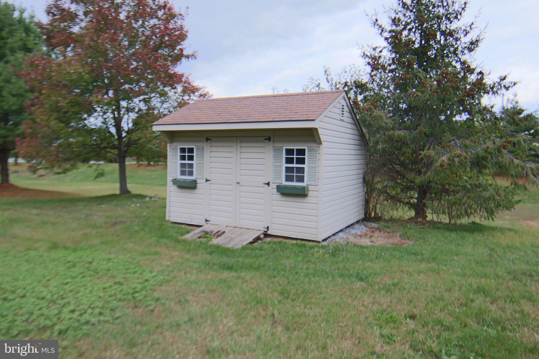 SOUTH LONDONDERRY - Residential