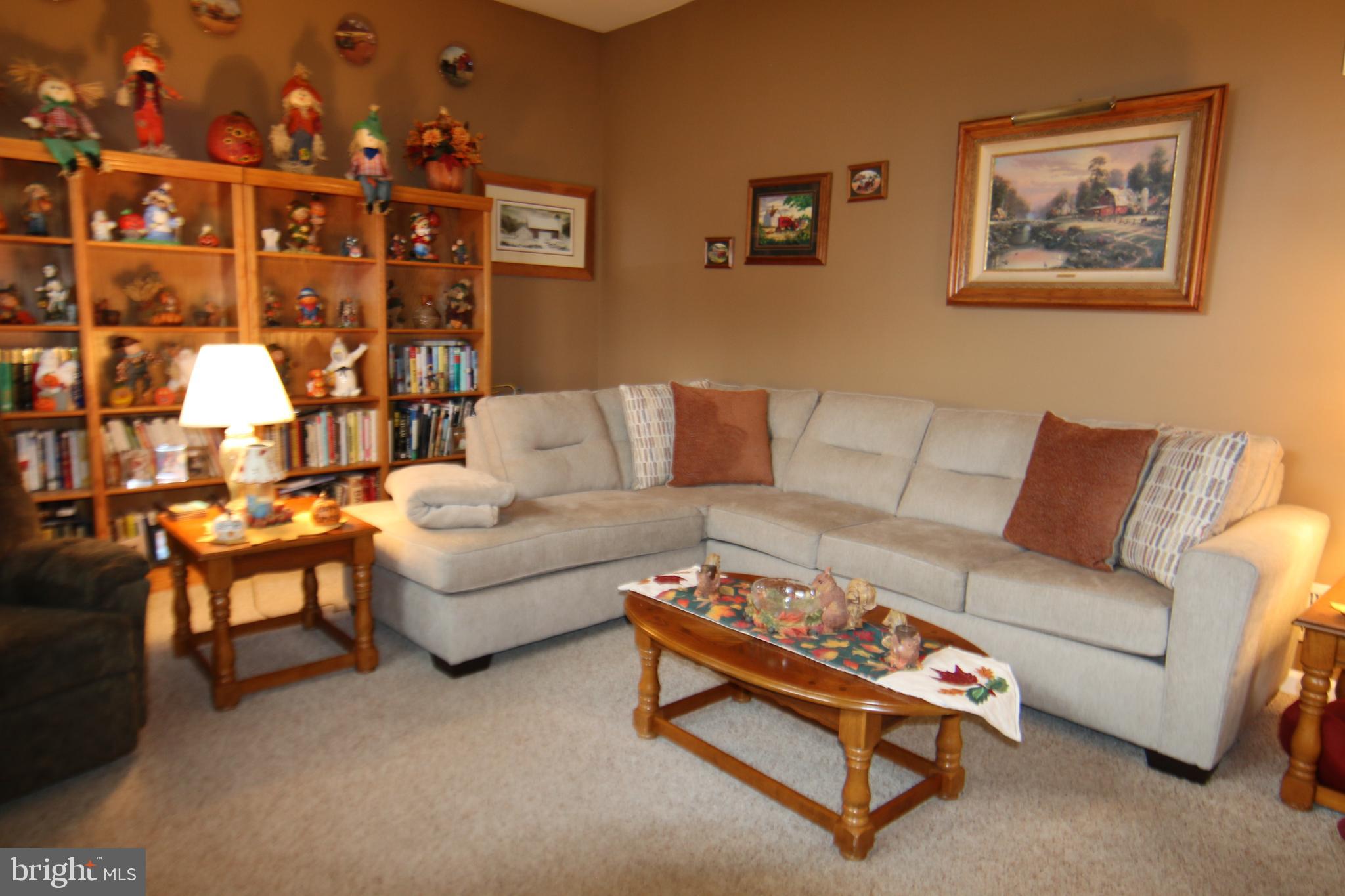 SOUTH LONDONDERRY - Residential