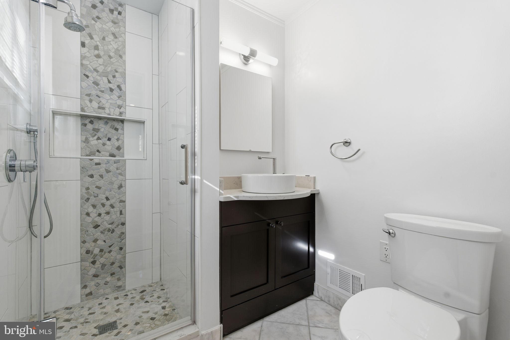 NEWPORT HILLS - Residential