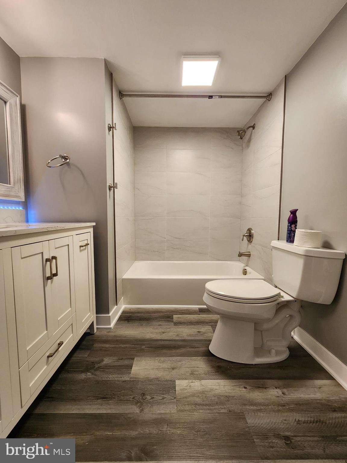 PARK PLACE - Residential Lease