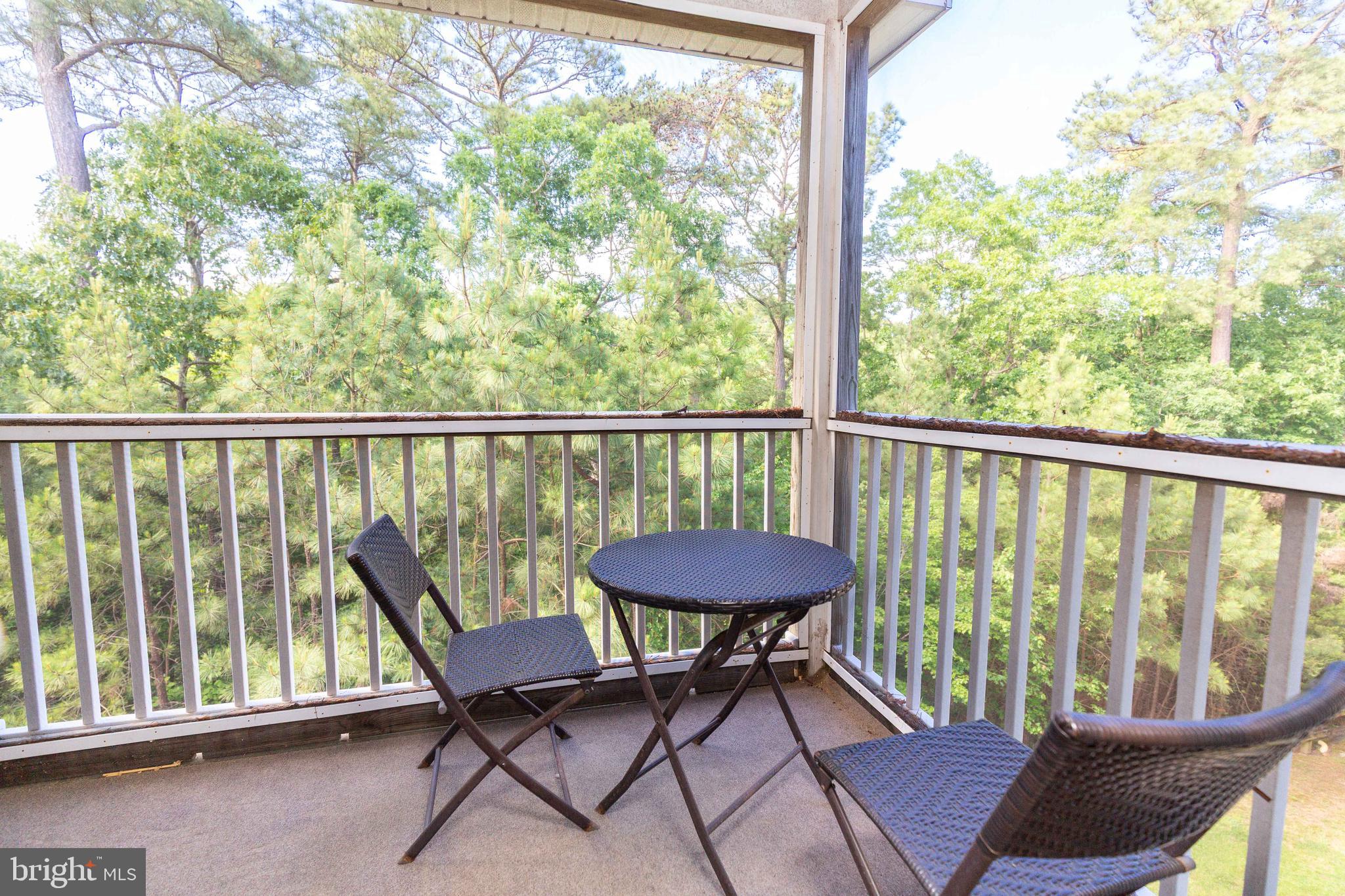 500 CASCADE LANE 519