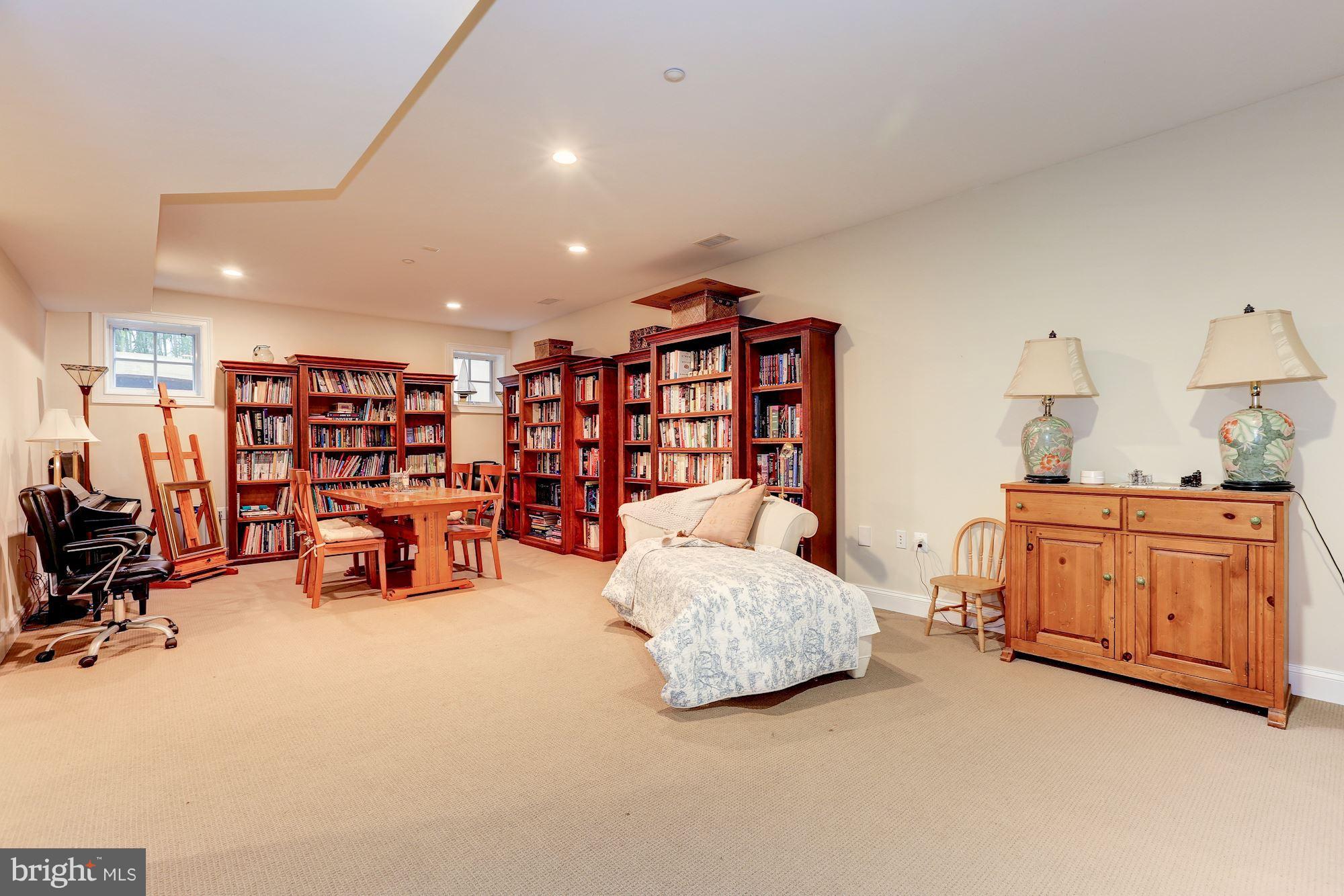 GLENBROOK VILLAGE - Residential