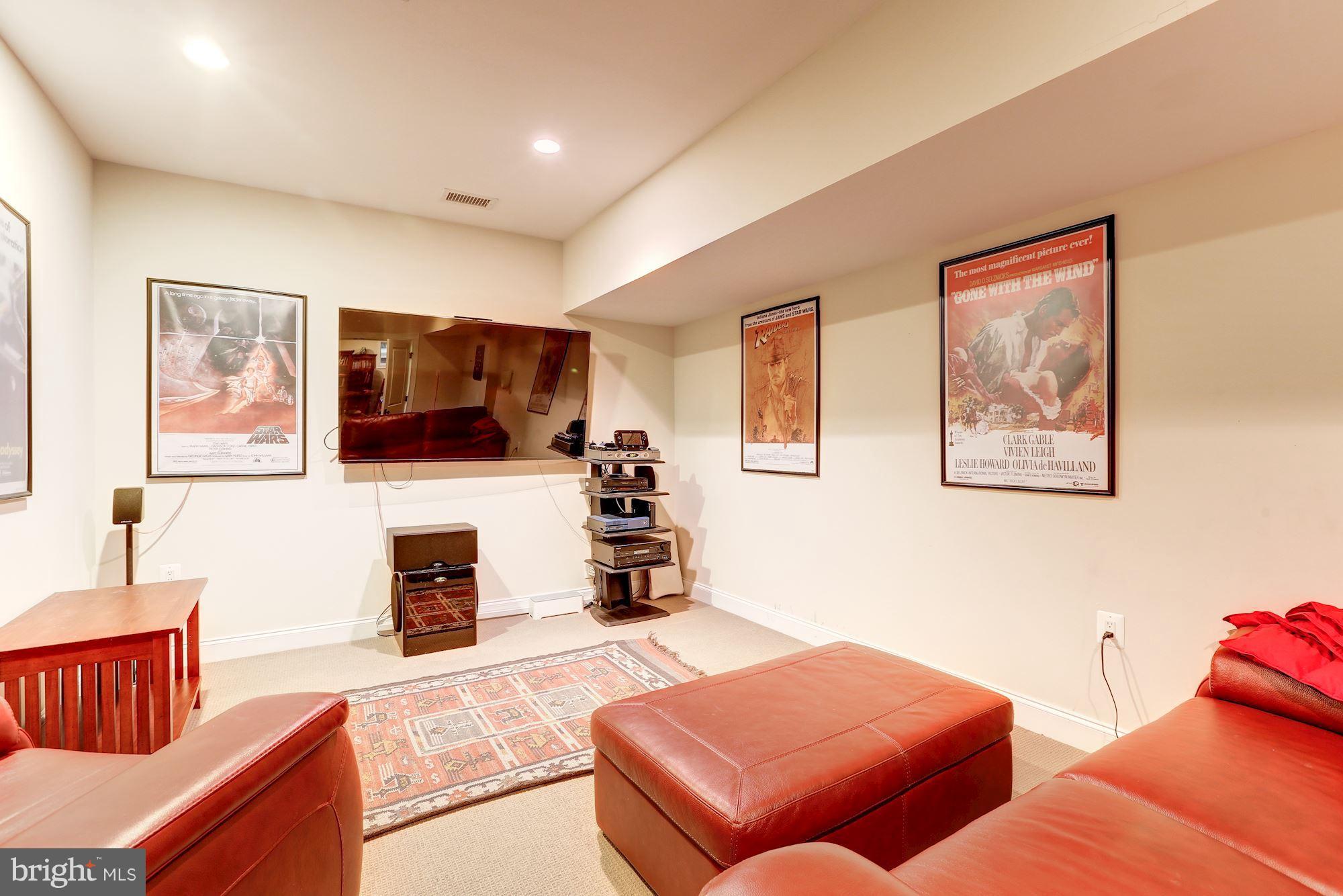 GLENBROOK VILLAGE - Residential