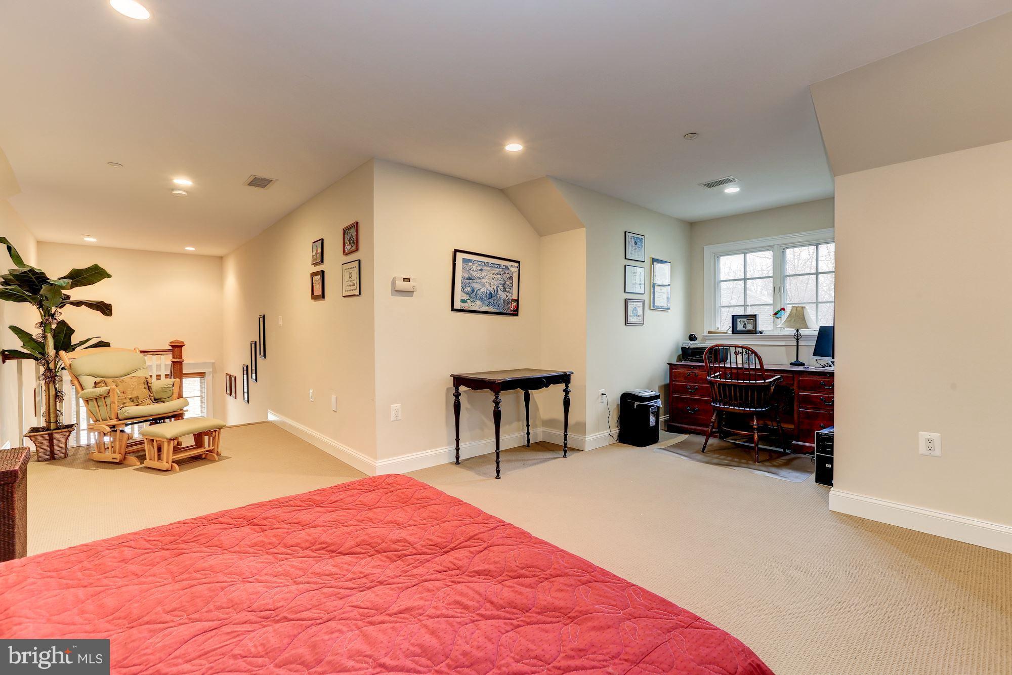 GLENBROOK VILLAGE - Residential