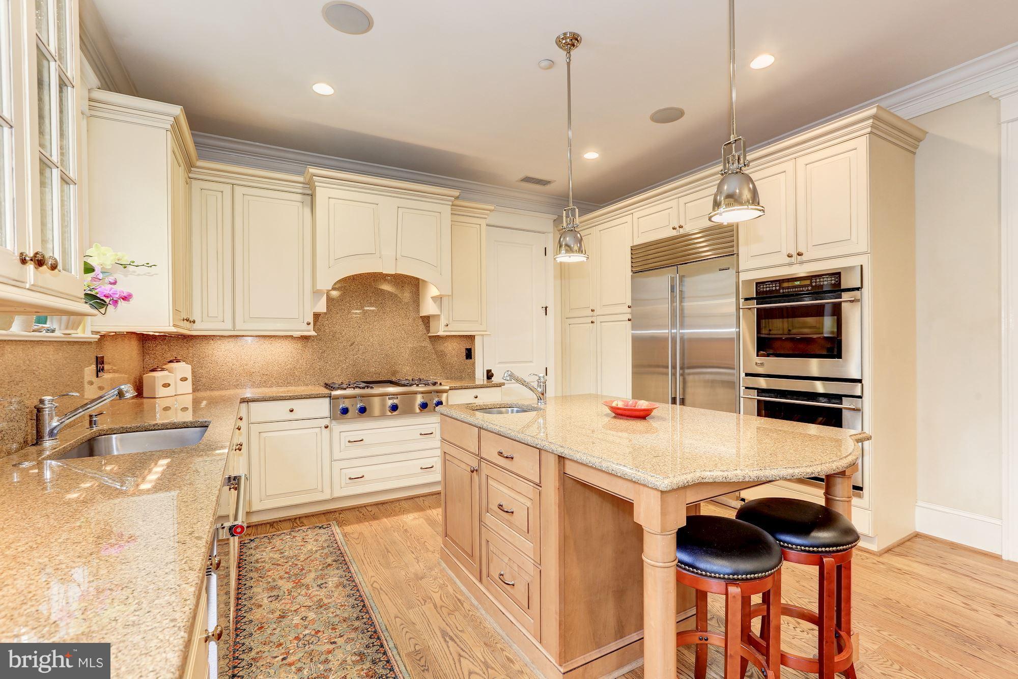 GLENBROOK VILLAGE - Residential