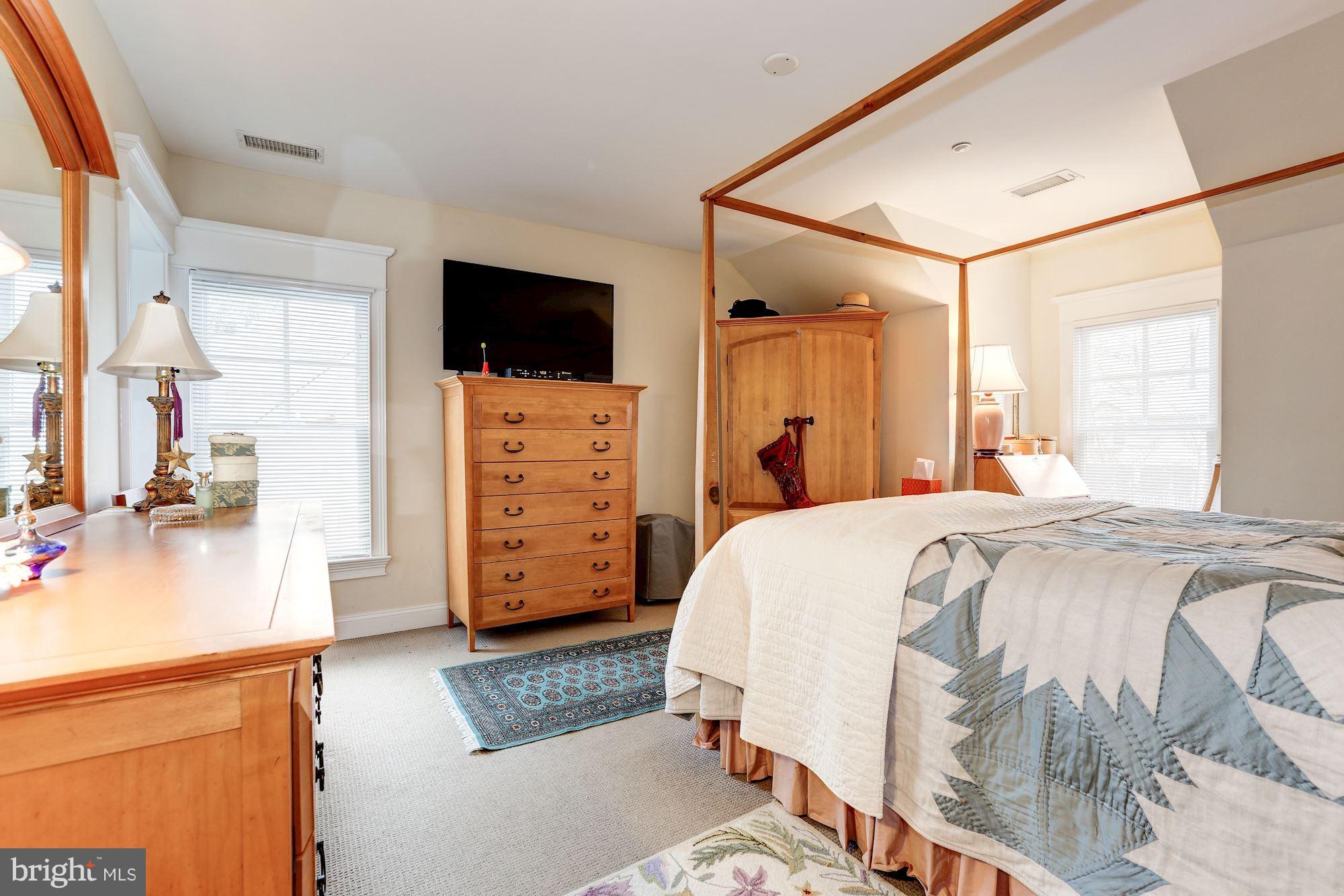 GLENBROOK VILLAGE - Residential