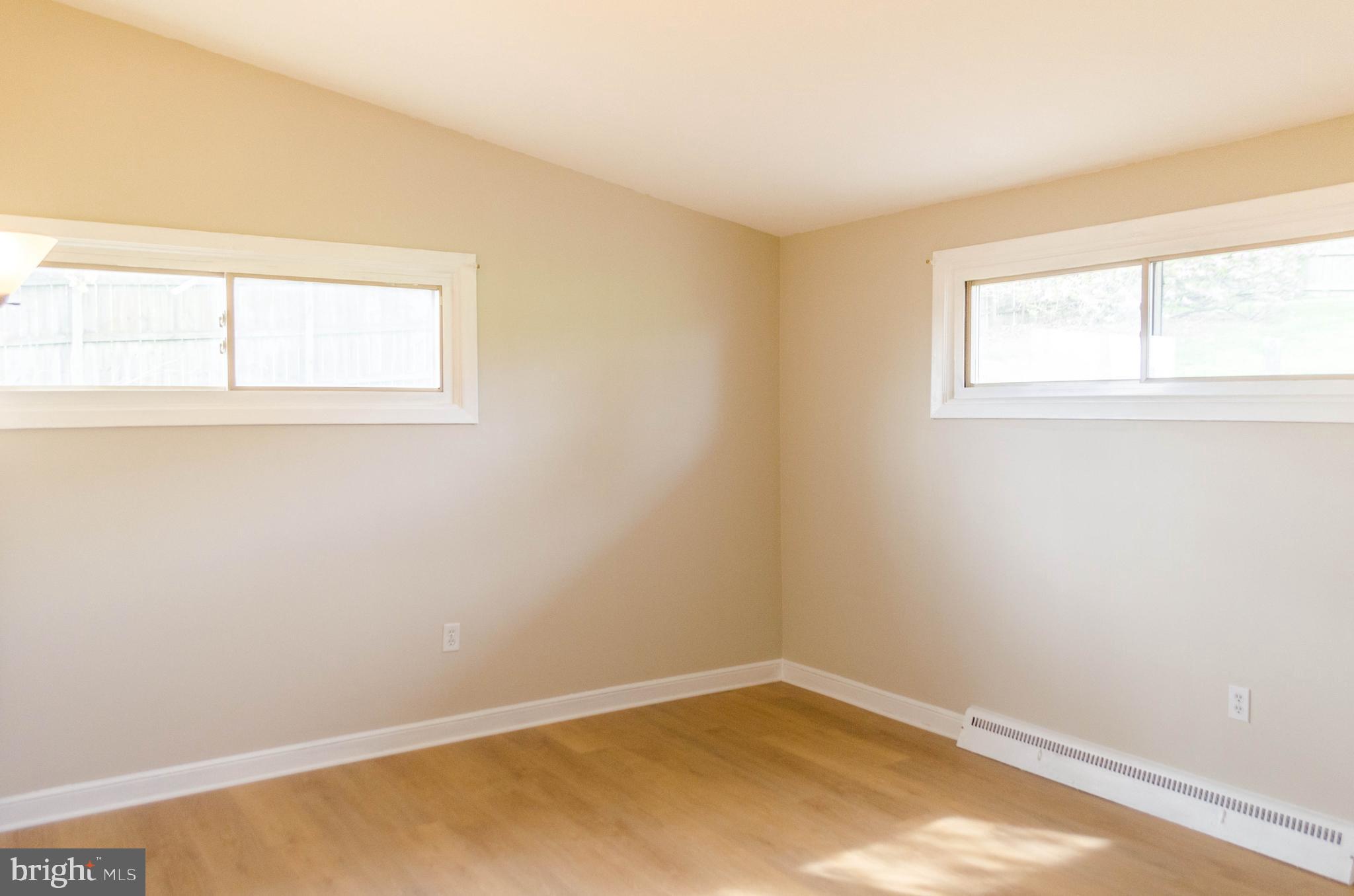 KENDALE HEIGHTS - Residential