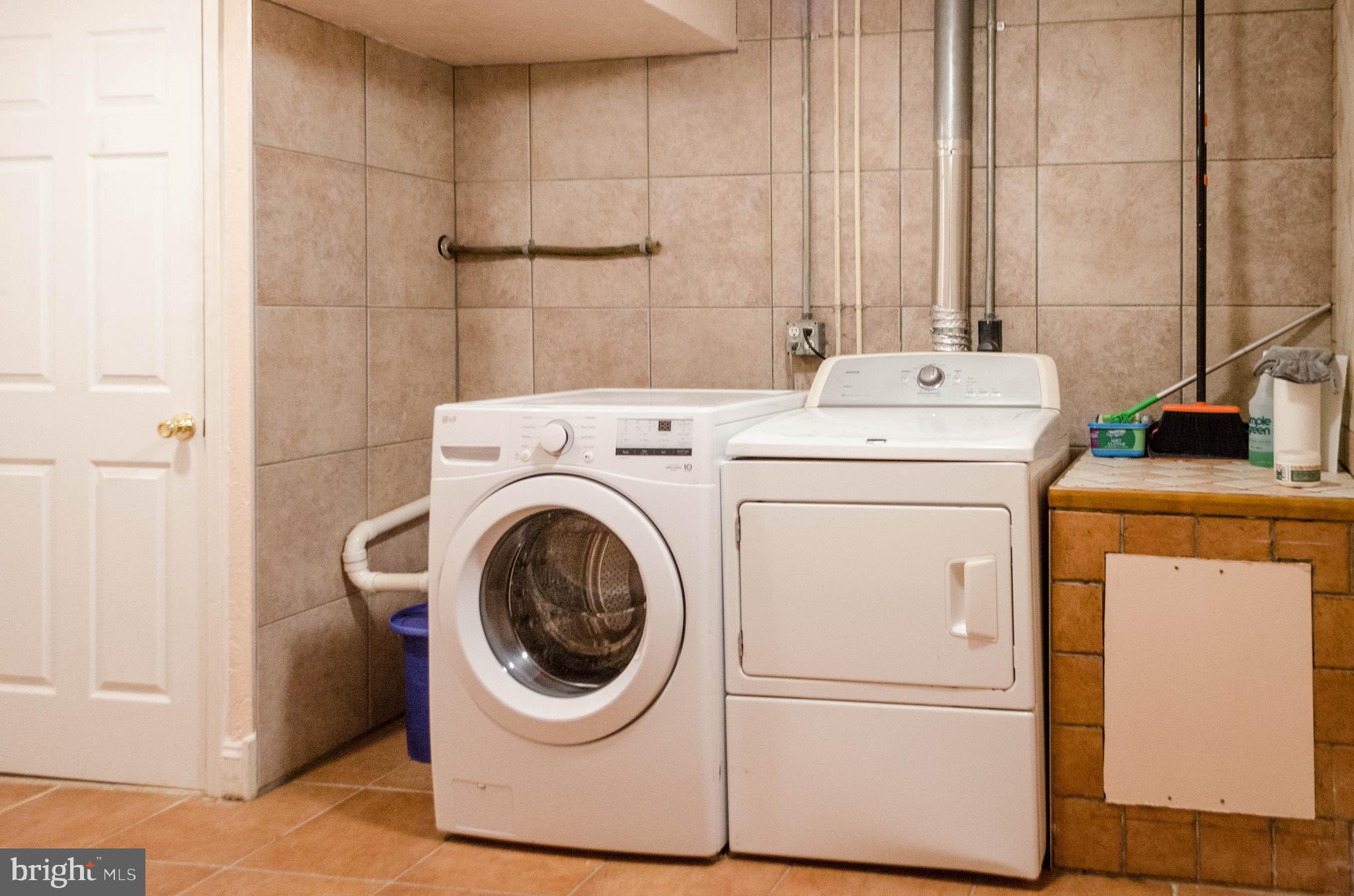 KENDALE HEIGHTS - Residential