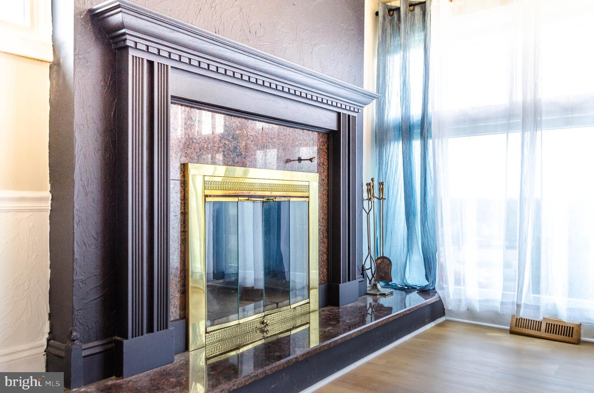 KENDALE HEIGHTS - Residential