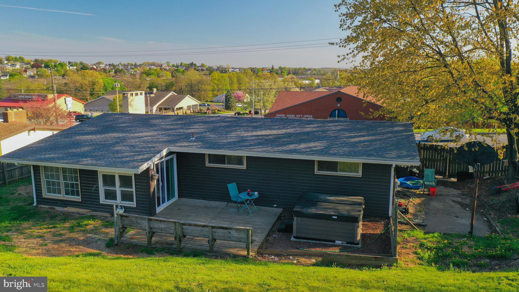 KENDALE HEIGHTS - Residential