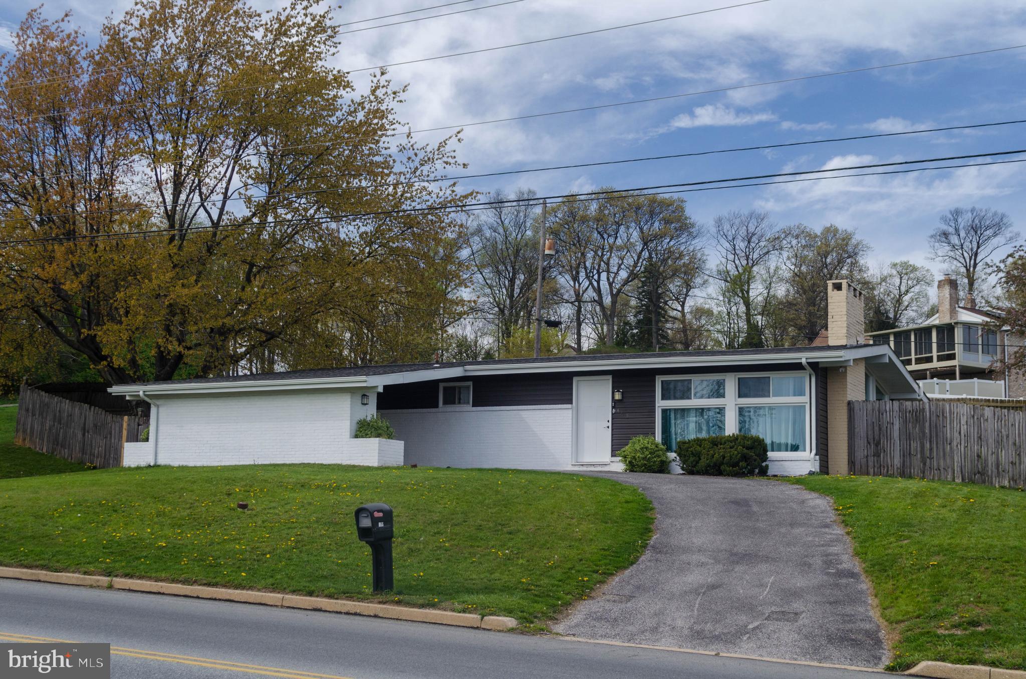 KENDALE HEIGHTS - Residential