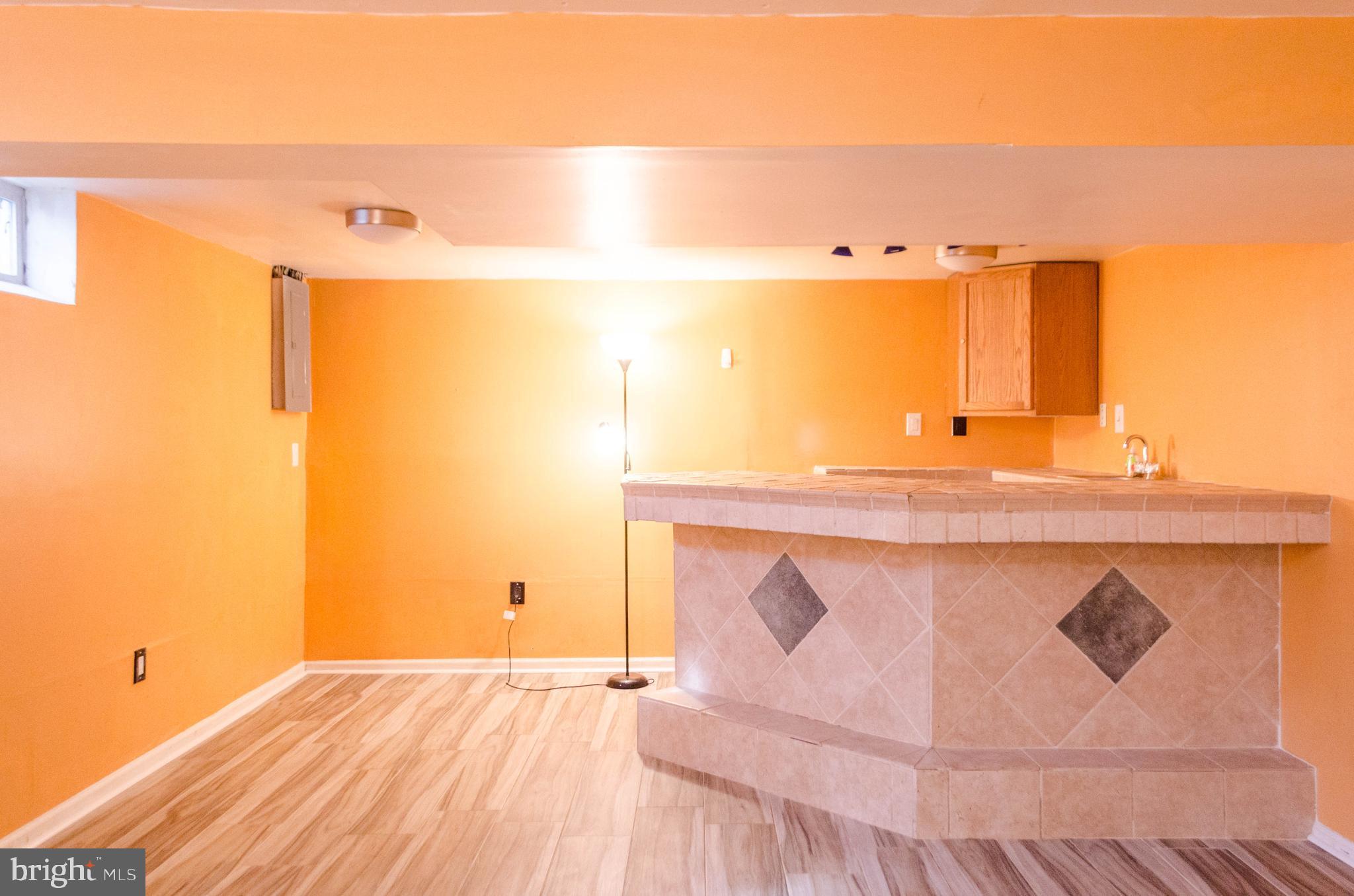 KENDALE HEIGHTS - Residential