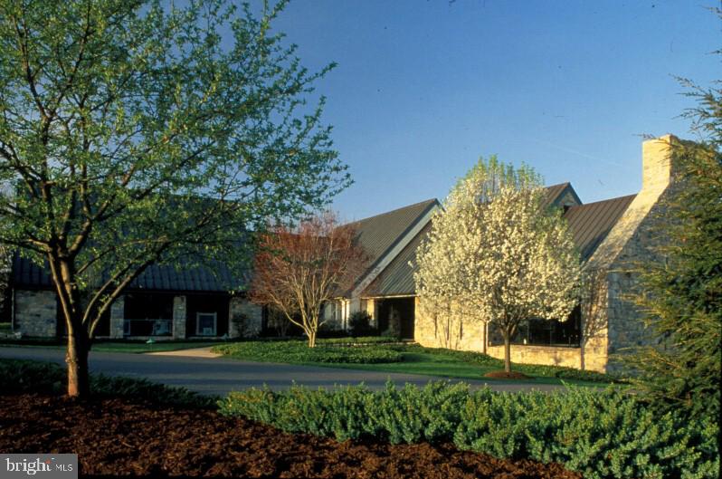 1910 HARRINGTON DRIVE