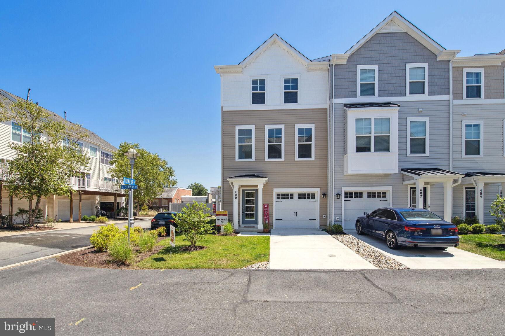 DEEP HARBOUR - Residential