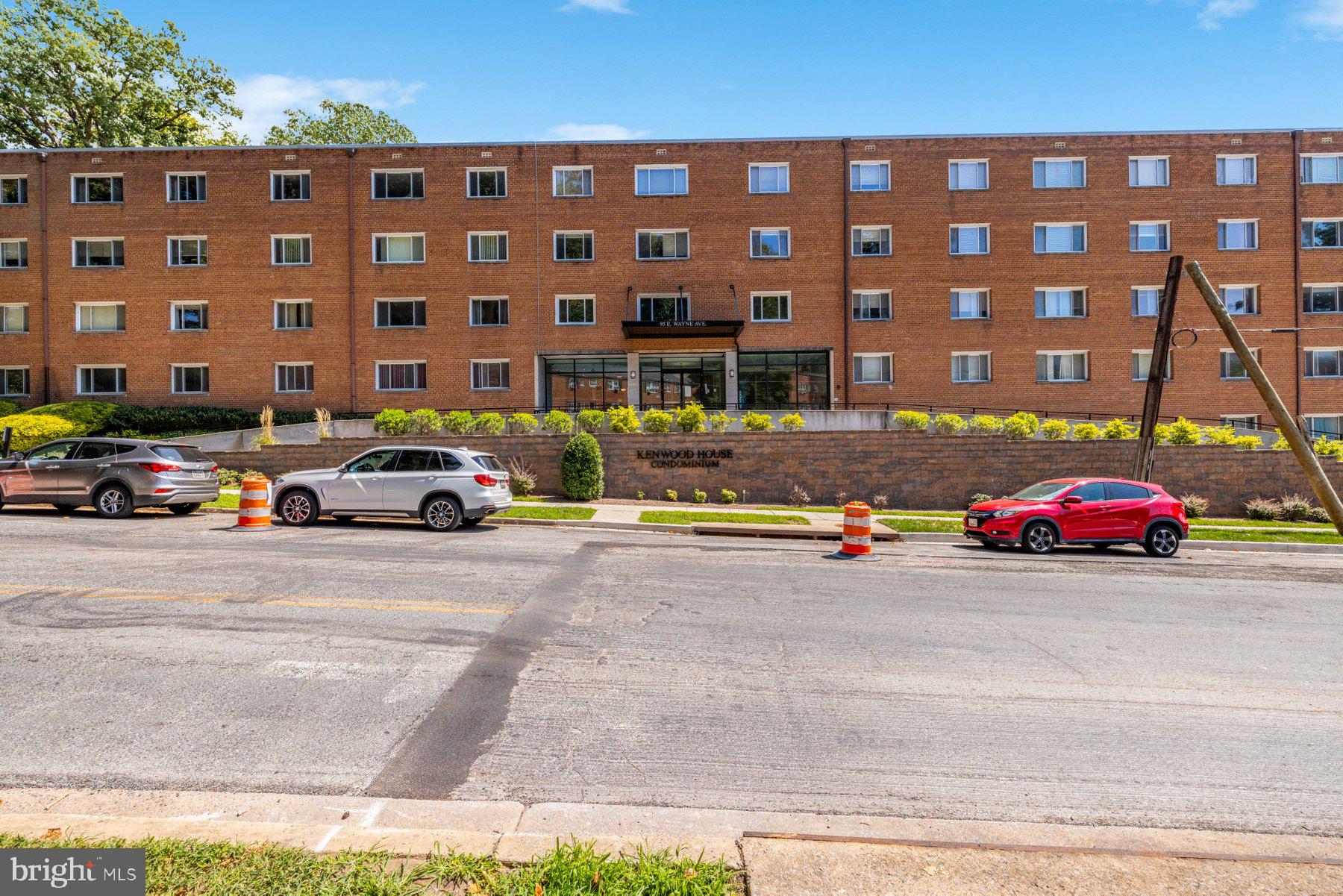 95 E WAYNE AVENUE 305
