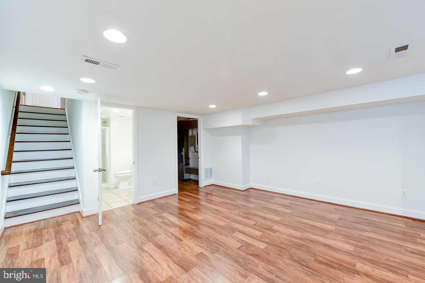 ECKINGTON - Commercial Sale