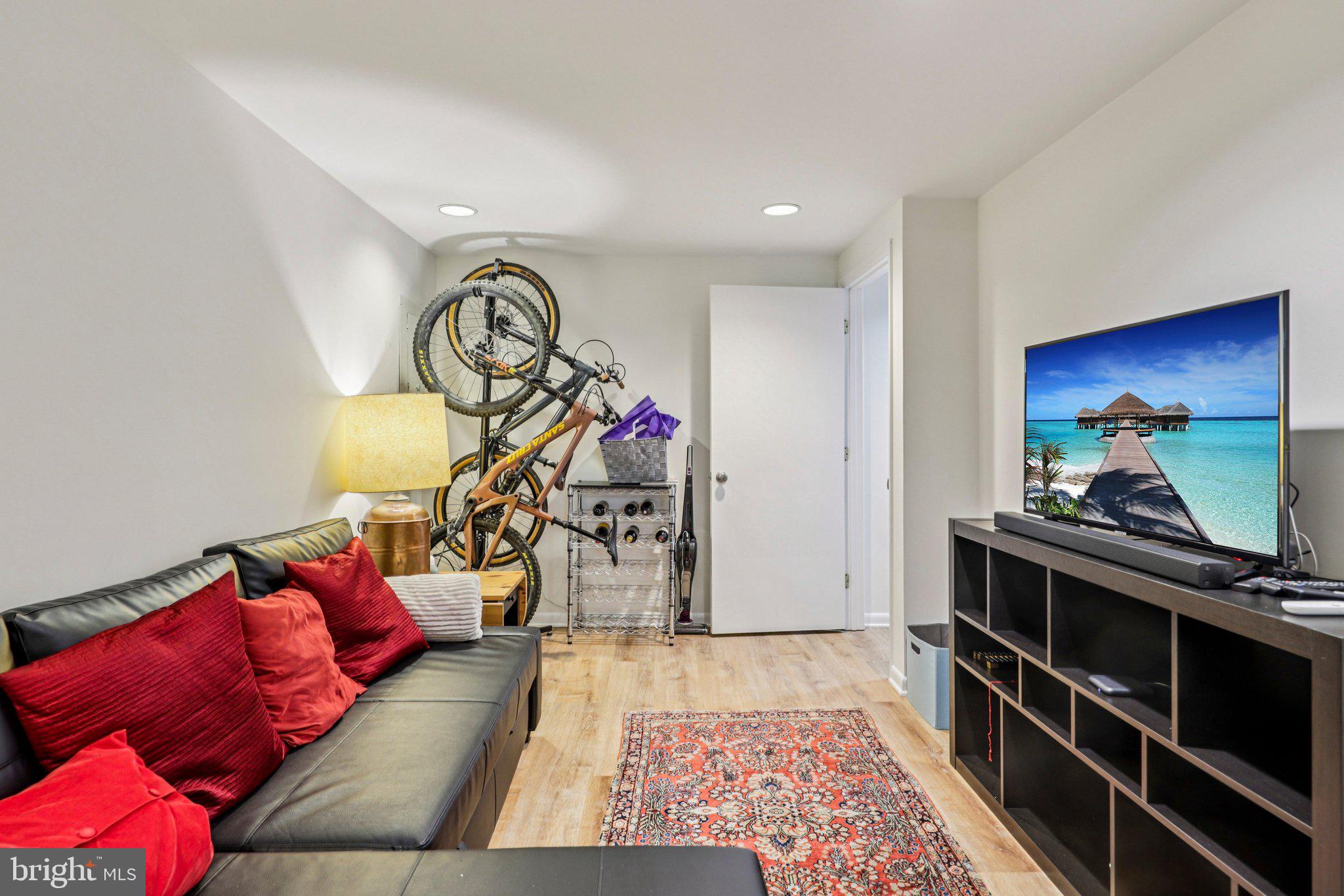WHEATON OUT RES. (1) - Residential