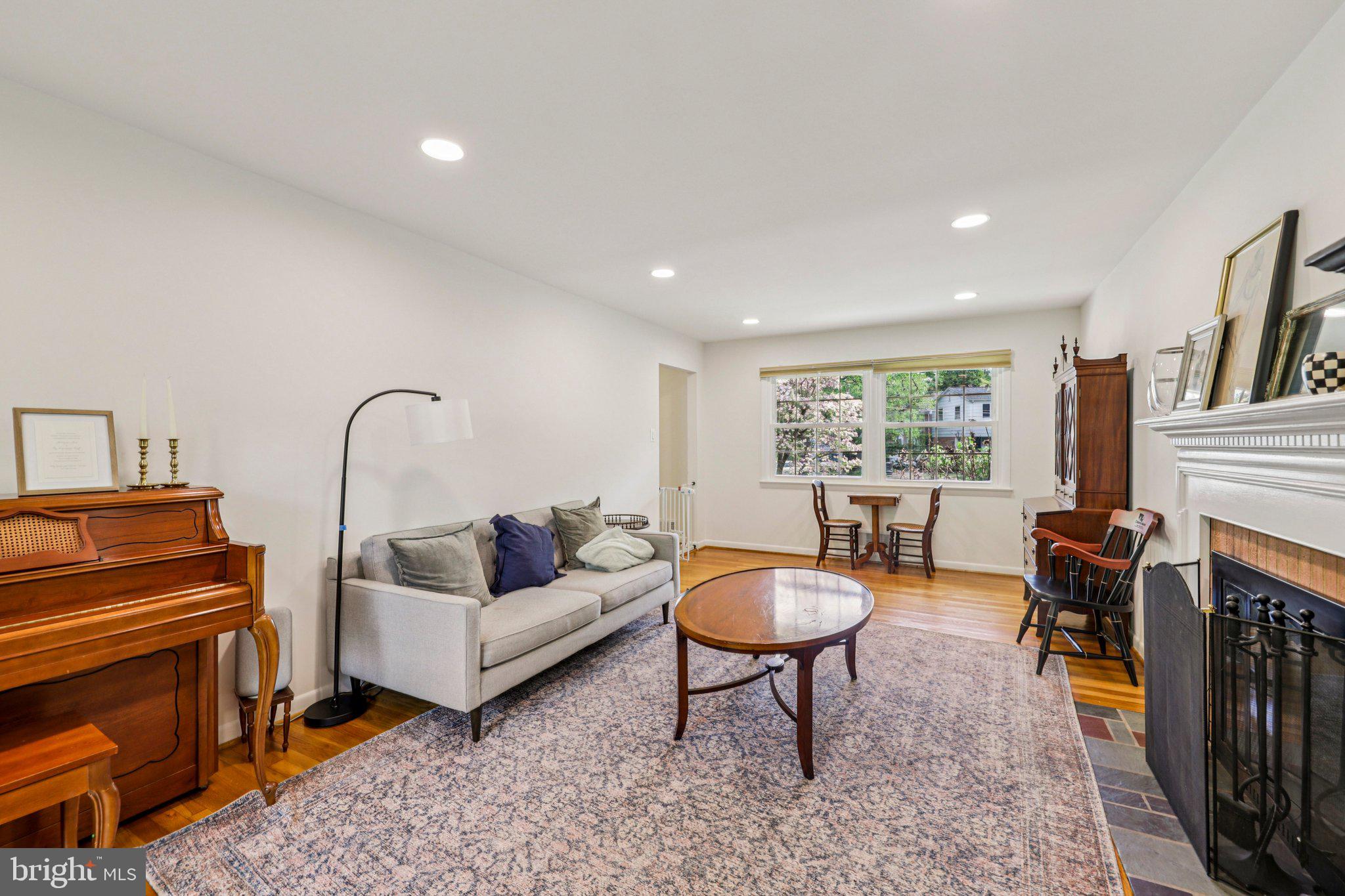 WHEATON OUT RES. (1) - Residential