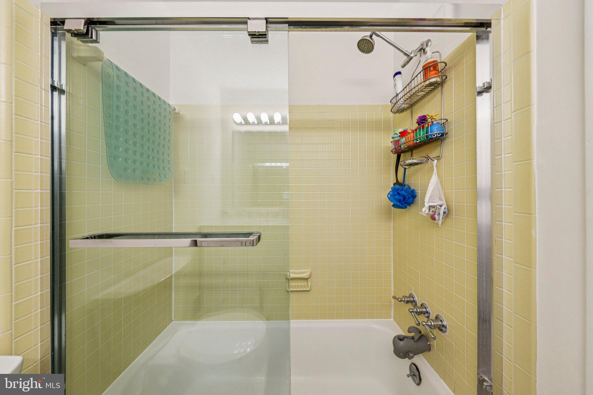 WHEATON OUT RES. (1) - Residential