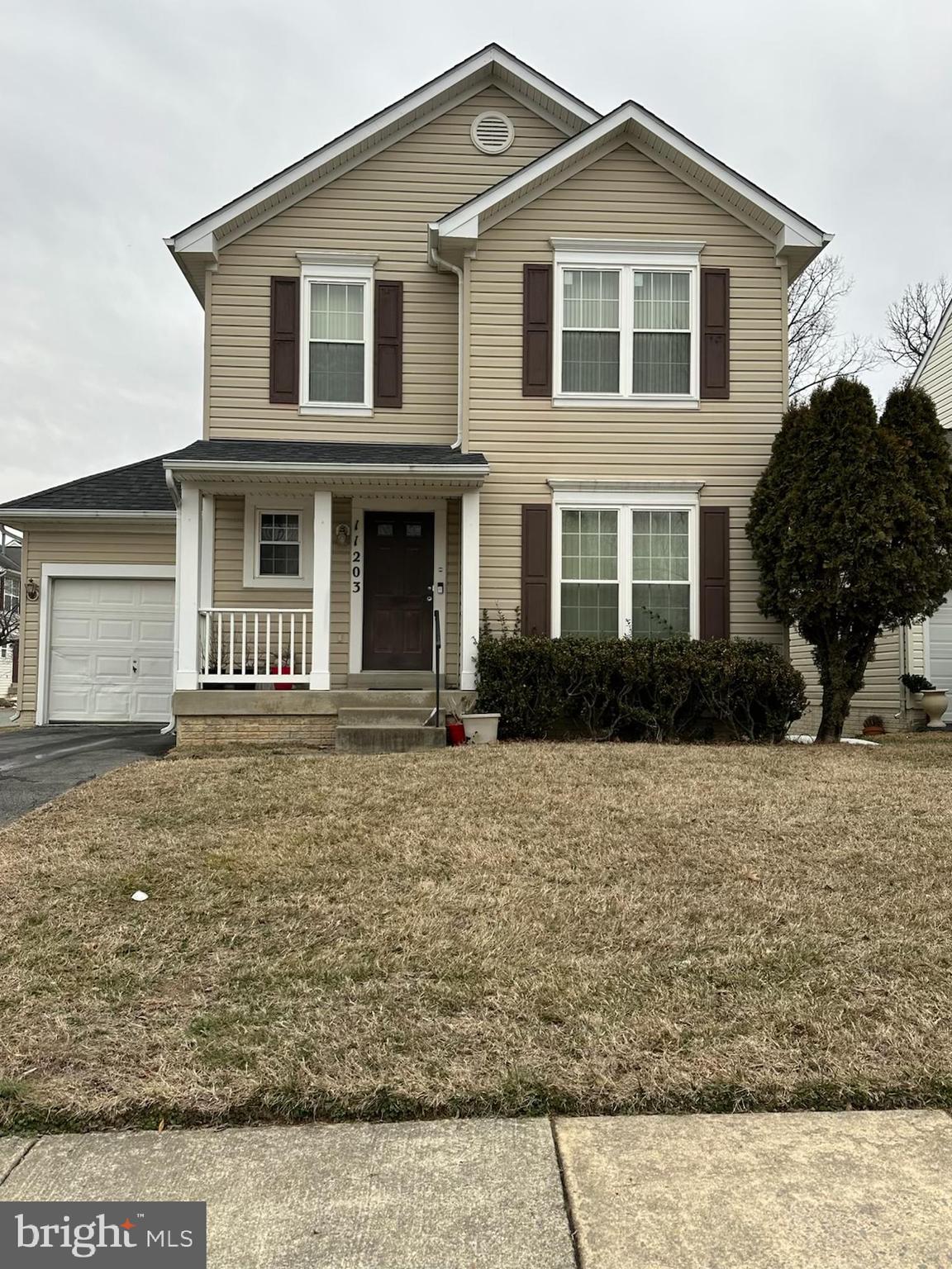 11203 POTOMAC OAKS DRIVE