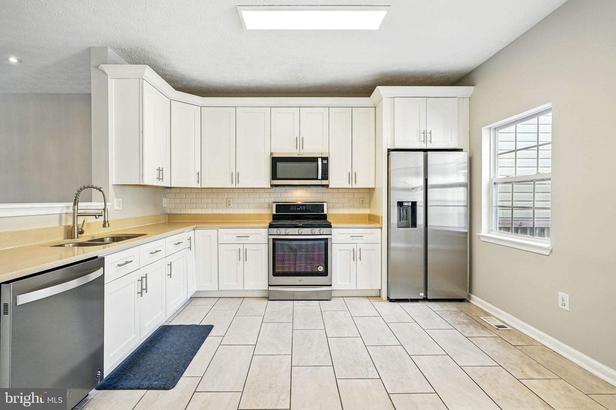 VISTA GARDENS PLAT 1> - Residential