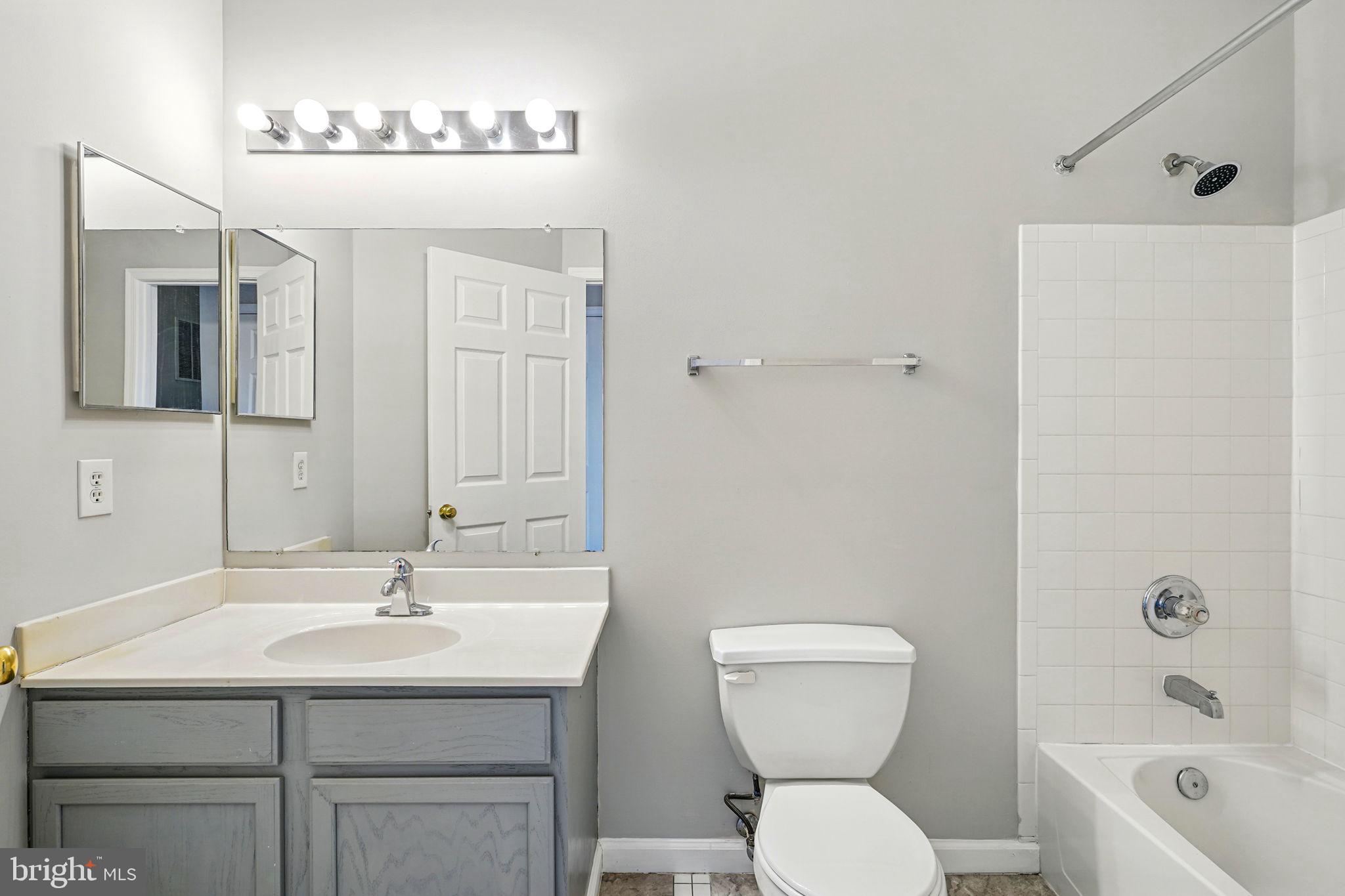 VISTA GARDENS PLAT 1> - Residential