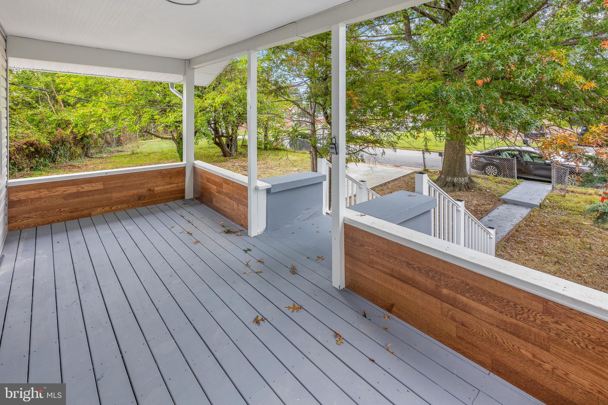 WHITE HOUSE HEIGHTS - Residential